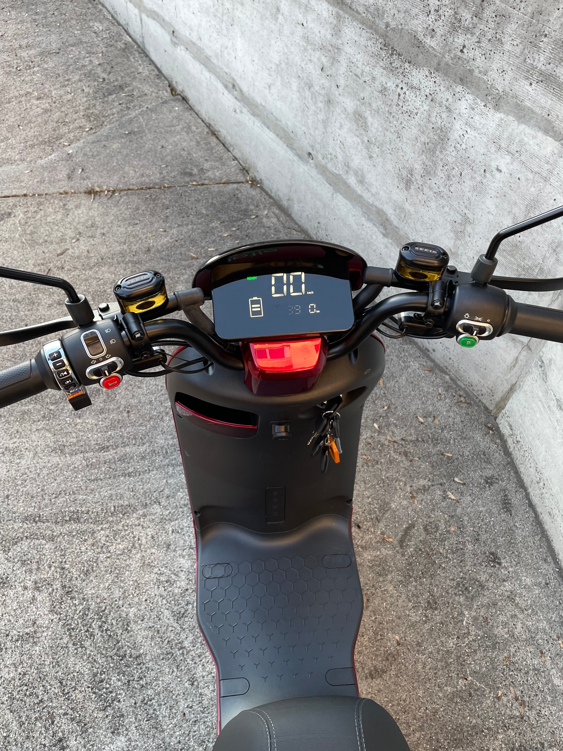 E-SCOOTER E-Mofa Long Range-image-8