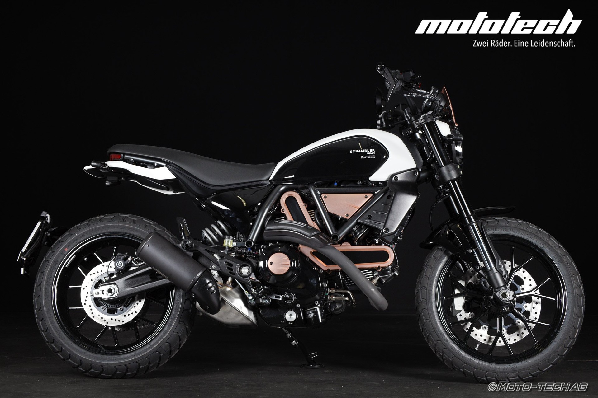 DUCATI Scrambler 10° Anniversario RIZOMA EDITION-showroom-element-1
