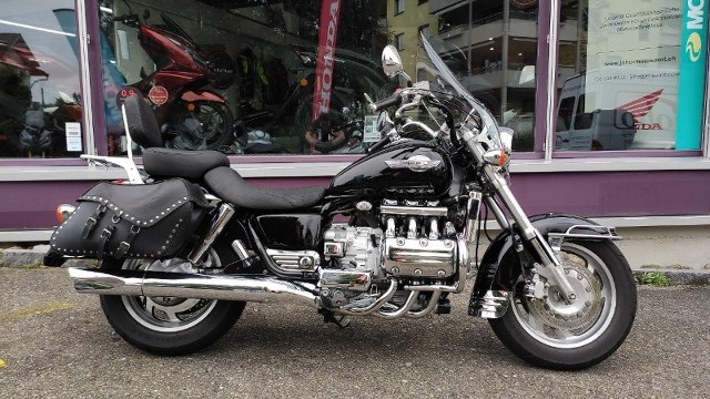 HONDA GL 1500 F6 C Custom-showroom-element-1