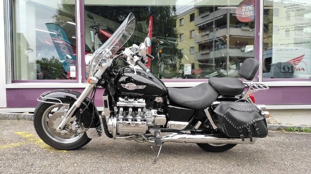 HONDA GL 1500 F6 C Custom-showroom-element-3