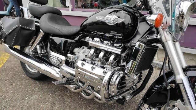 HONDA GL 1500 F6 C Custom-image-4