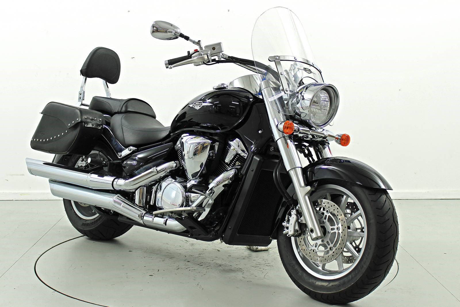 SUZUKI C 1800 R-showroom-element-1