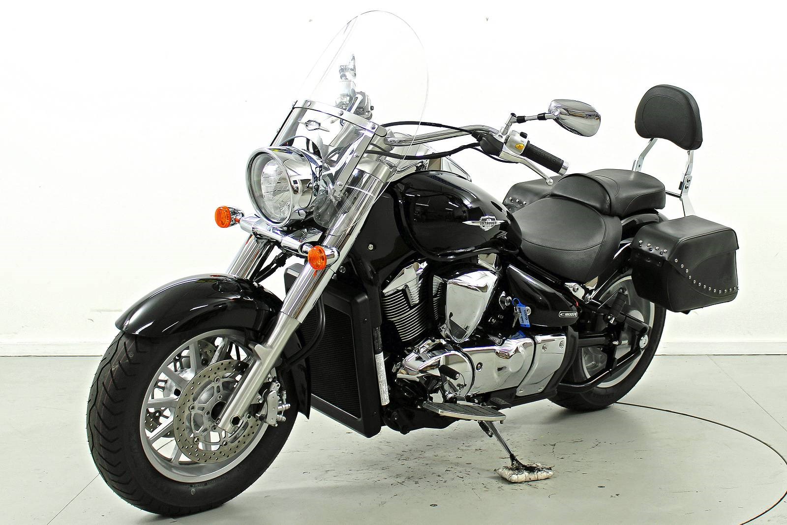 SUZUKI C 1800 R-showroom-element-2
