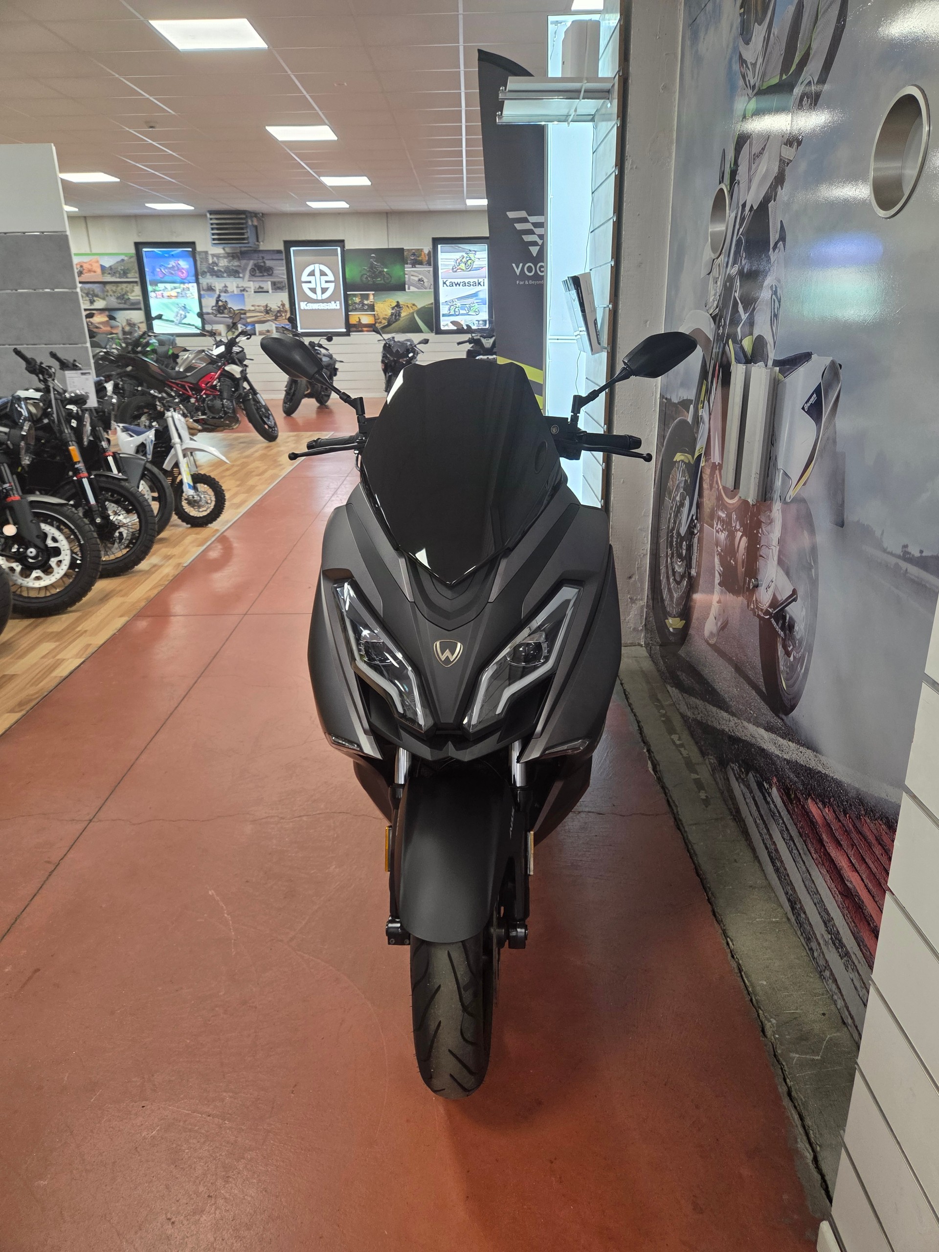 WOTTAN STORM 300-showroom-element-1