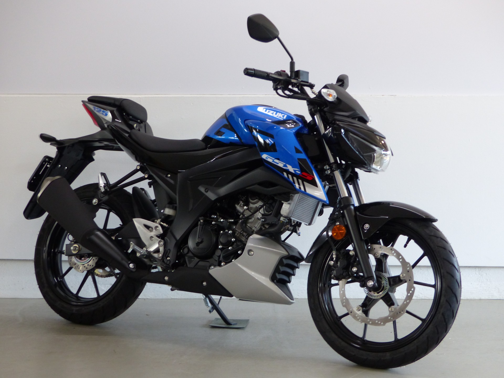 SUZUKI GSX-S 125 ABS-image-1