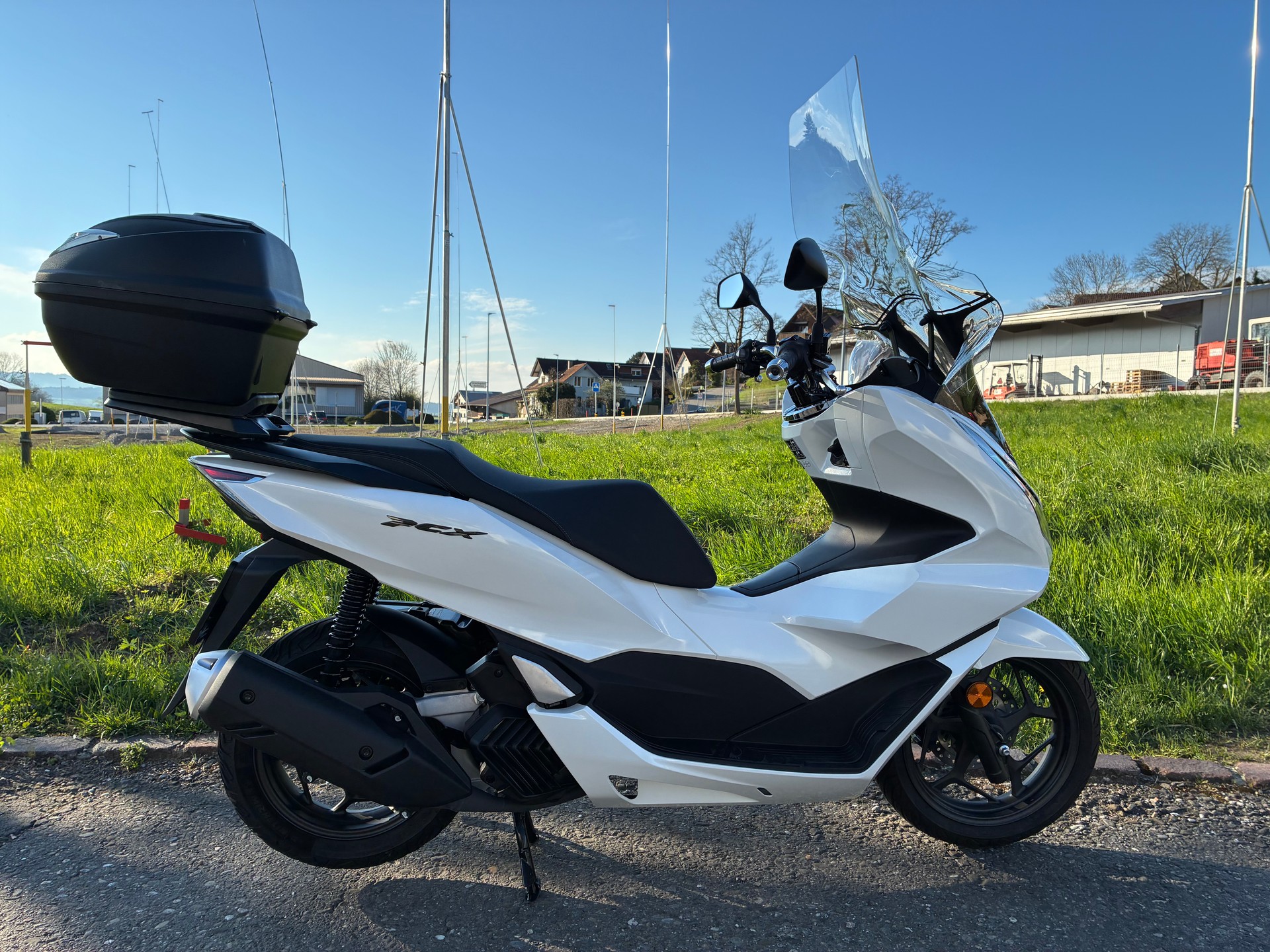 HONDA PCX 125 i ABS-showroom-element-1