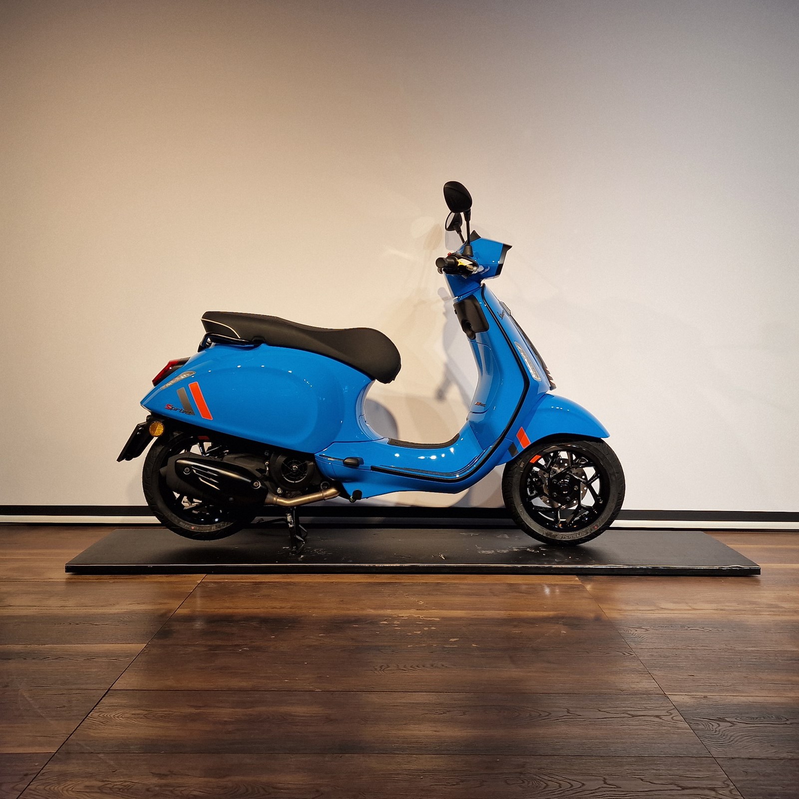PIAGGIO Vespa 125 Sprint Sport-showroom-element-1