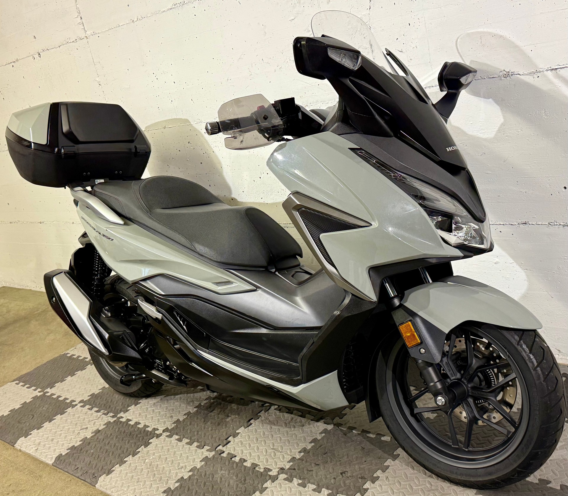 HONDA NSS 350 Keyless-showroom-element-1