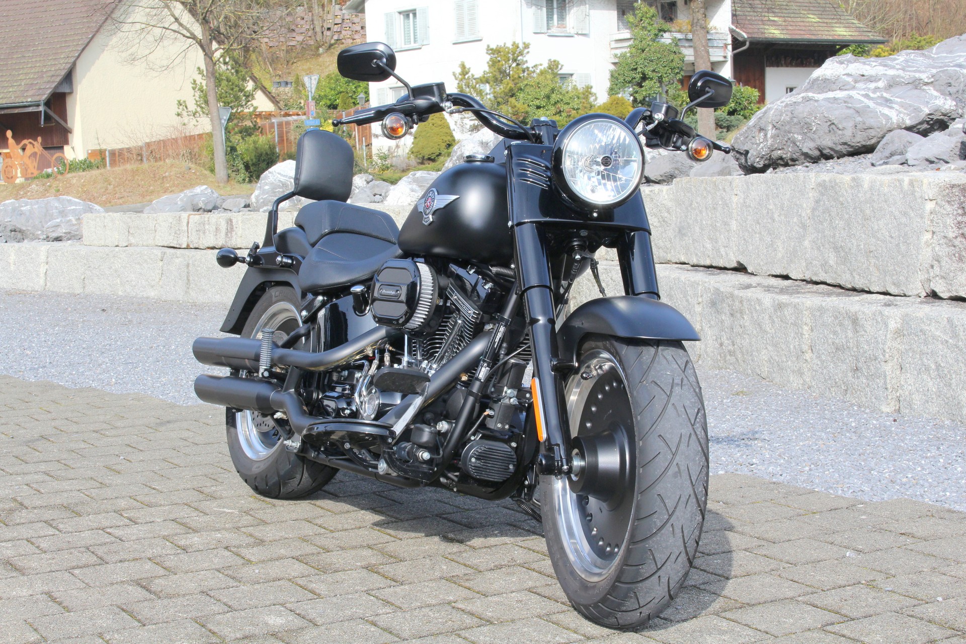 HARLEY-DAVIDSON FLSTFBS Fat Boy S Special ABS-showroom-element-1