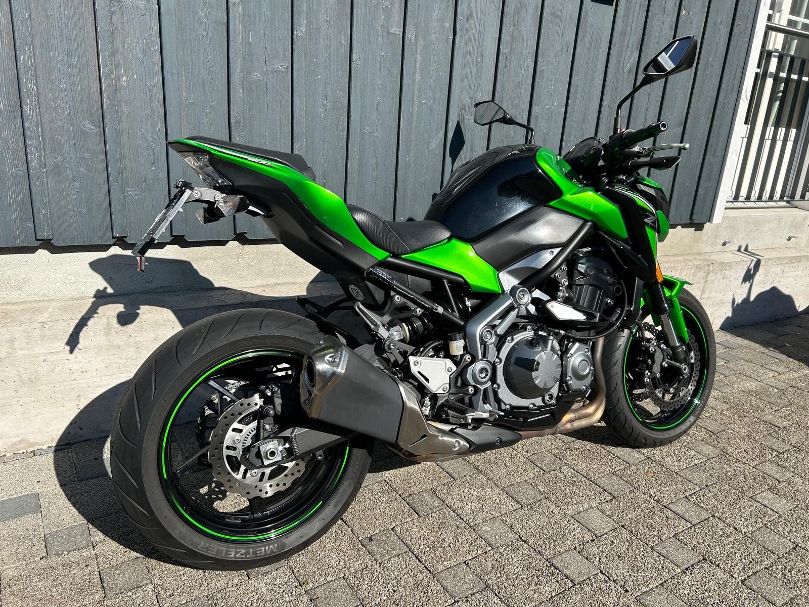 KAWASAKI Z 900-image-4