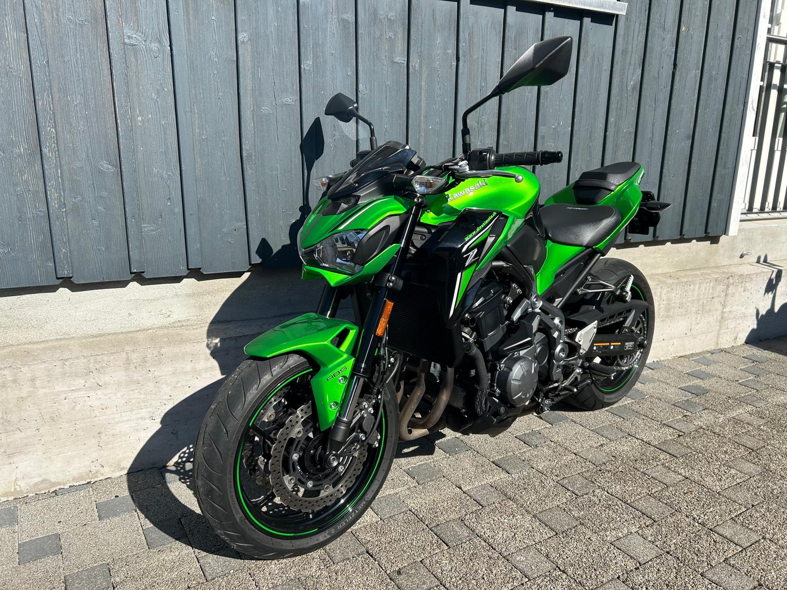 KAWASAKI Z 900-image-3
