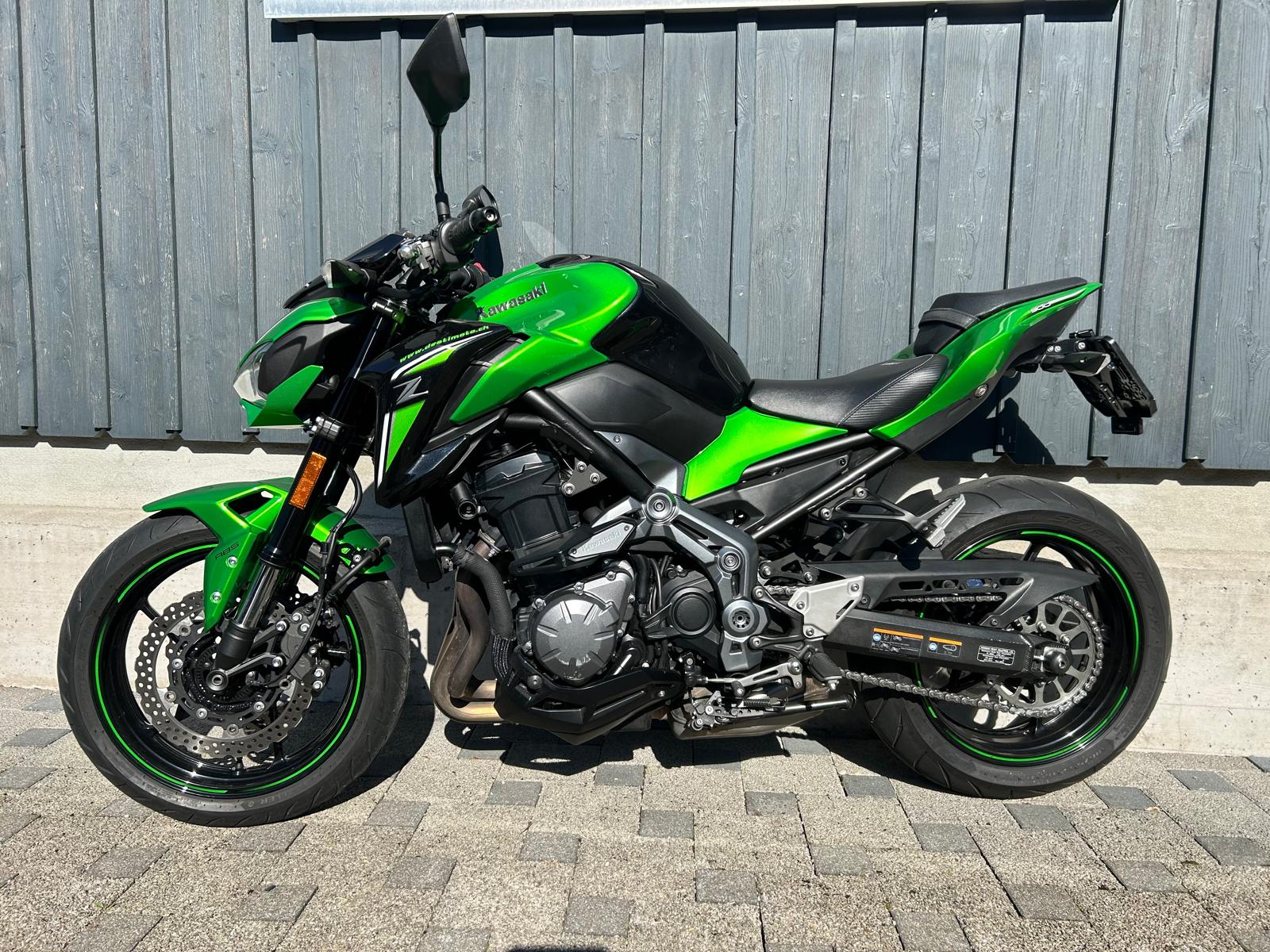 KAWASAKI Z 900-image-1
