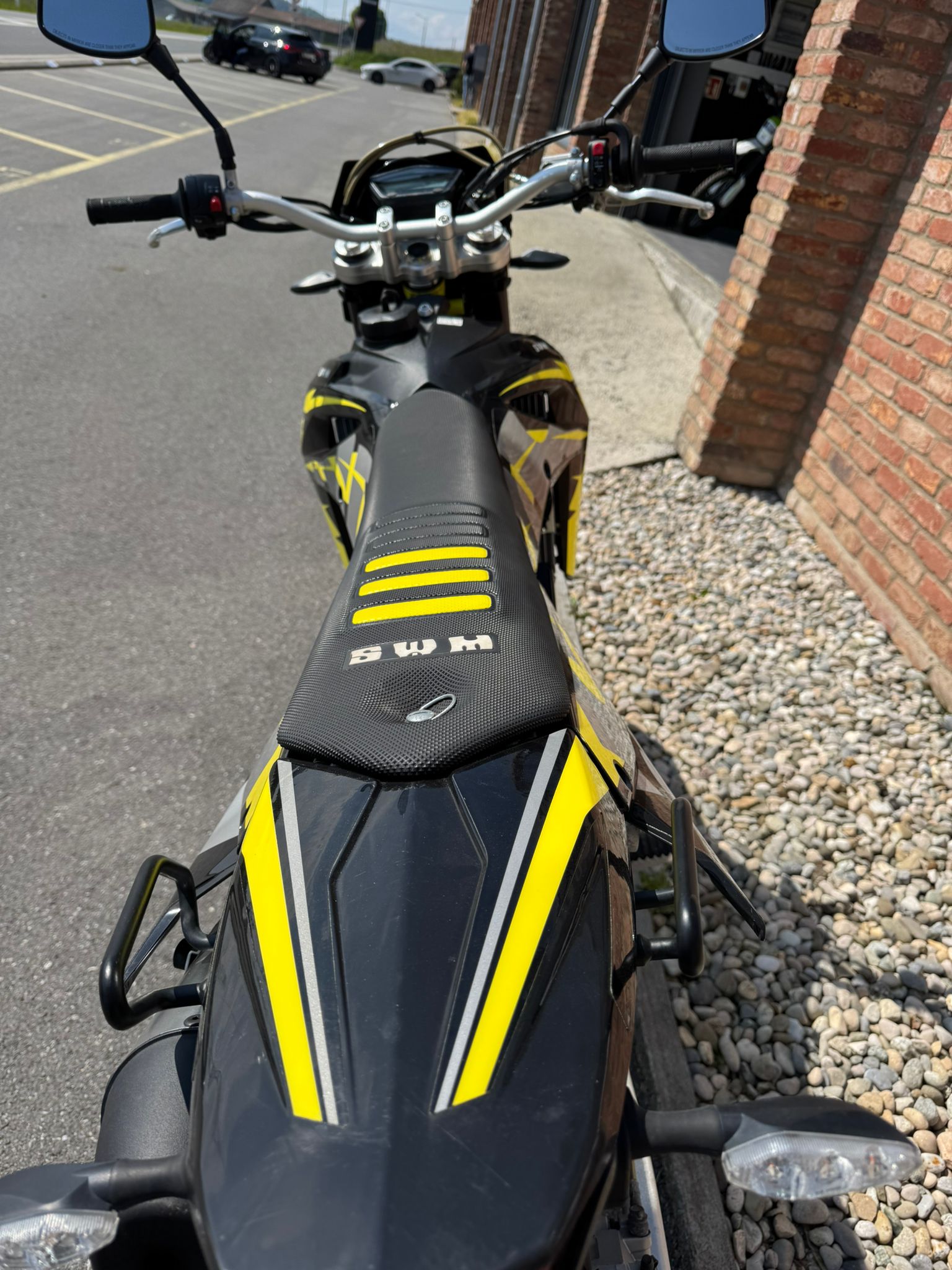 SWM SM 125 R-showroom-element-2