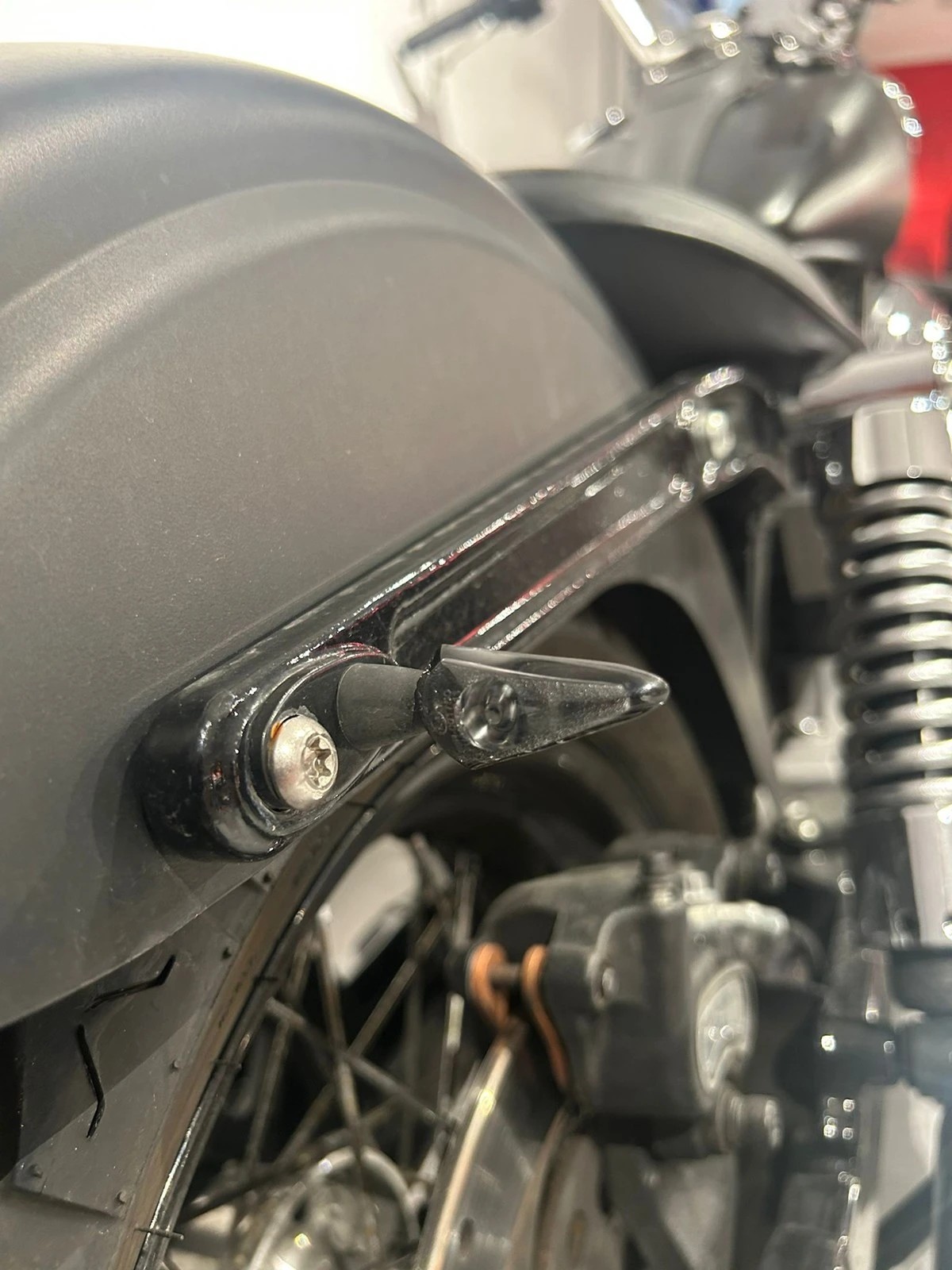 HARLEY-DAVIDSON FXDBI Dyna Street Bob-showroom-element-3