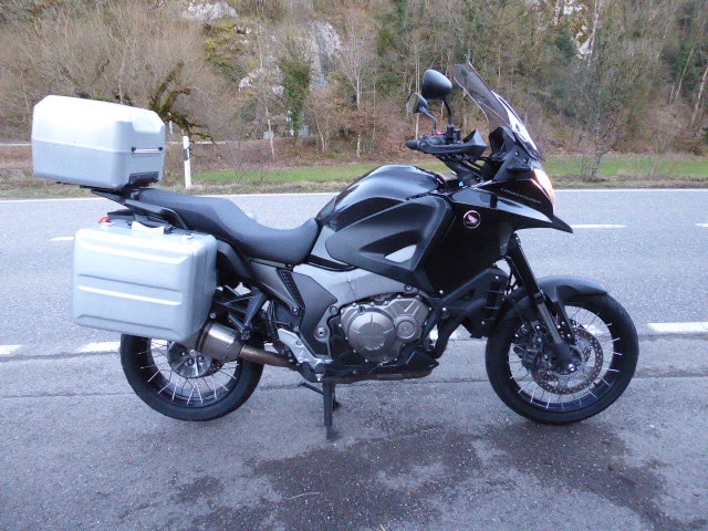 HONDA VFR 1200 X-image-0
