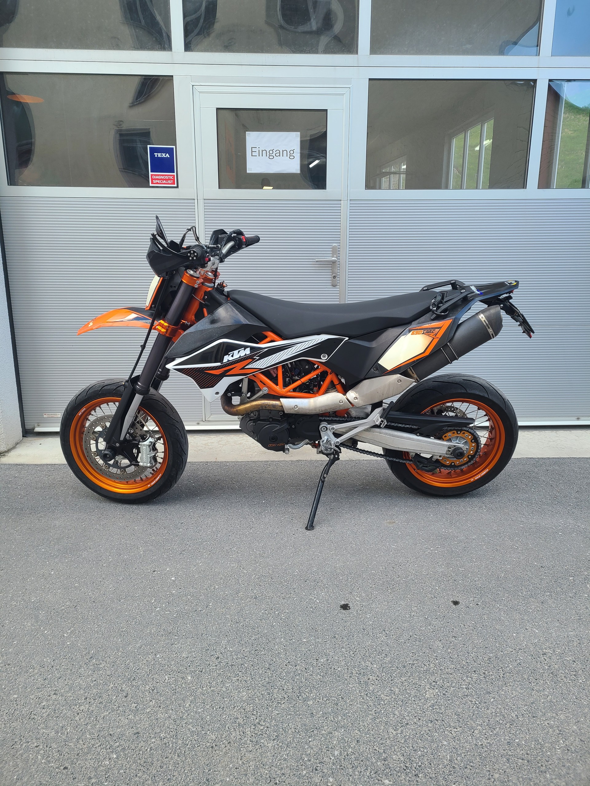 KTM 690 SMC R