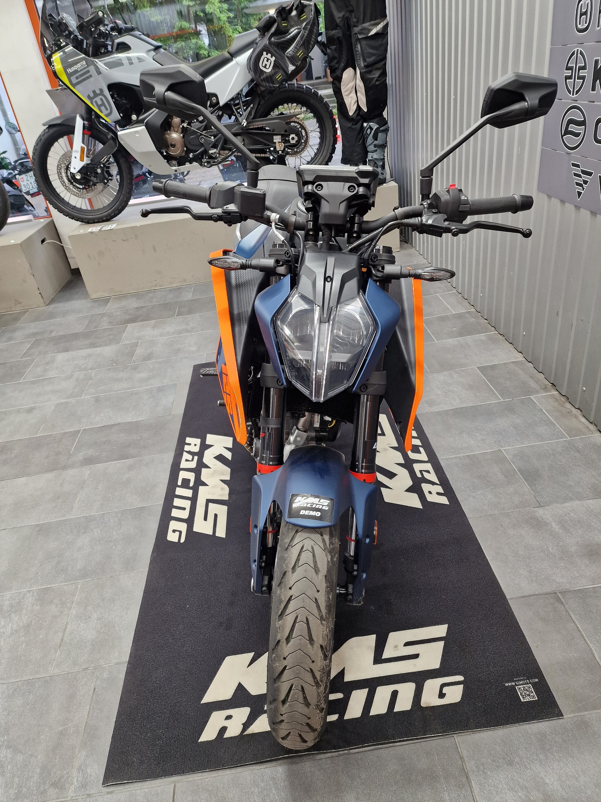 KTM 125 Duke-image-4