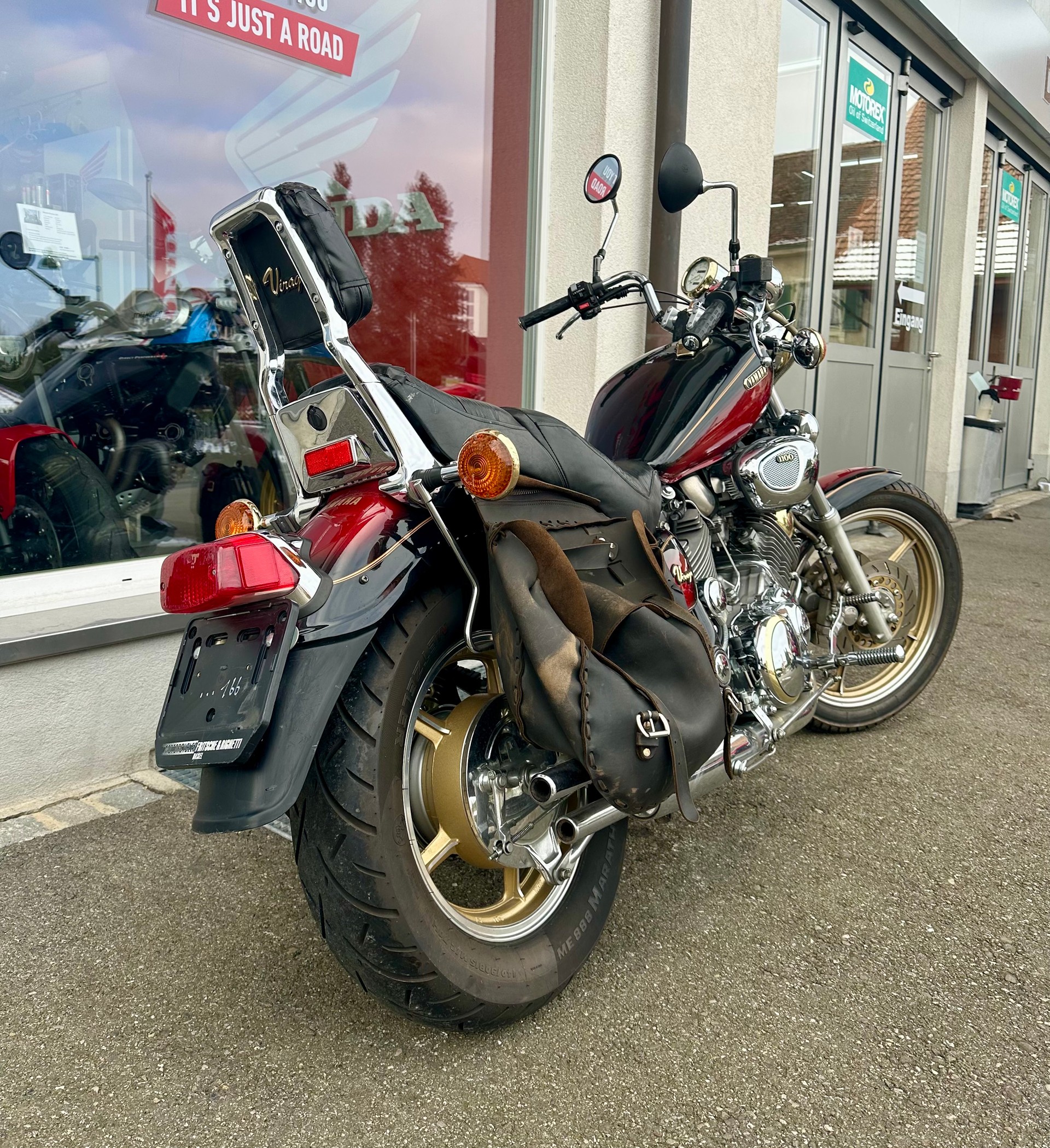 YAMAHA XV 1100 Virago-image-2