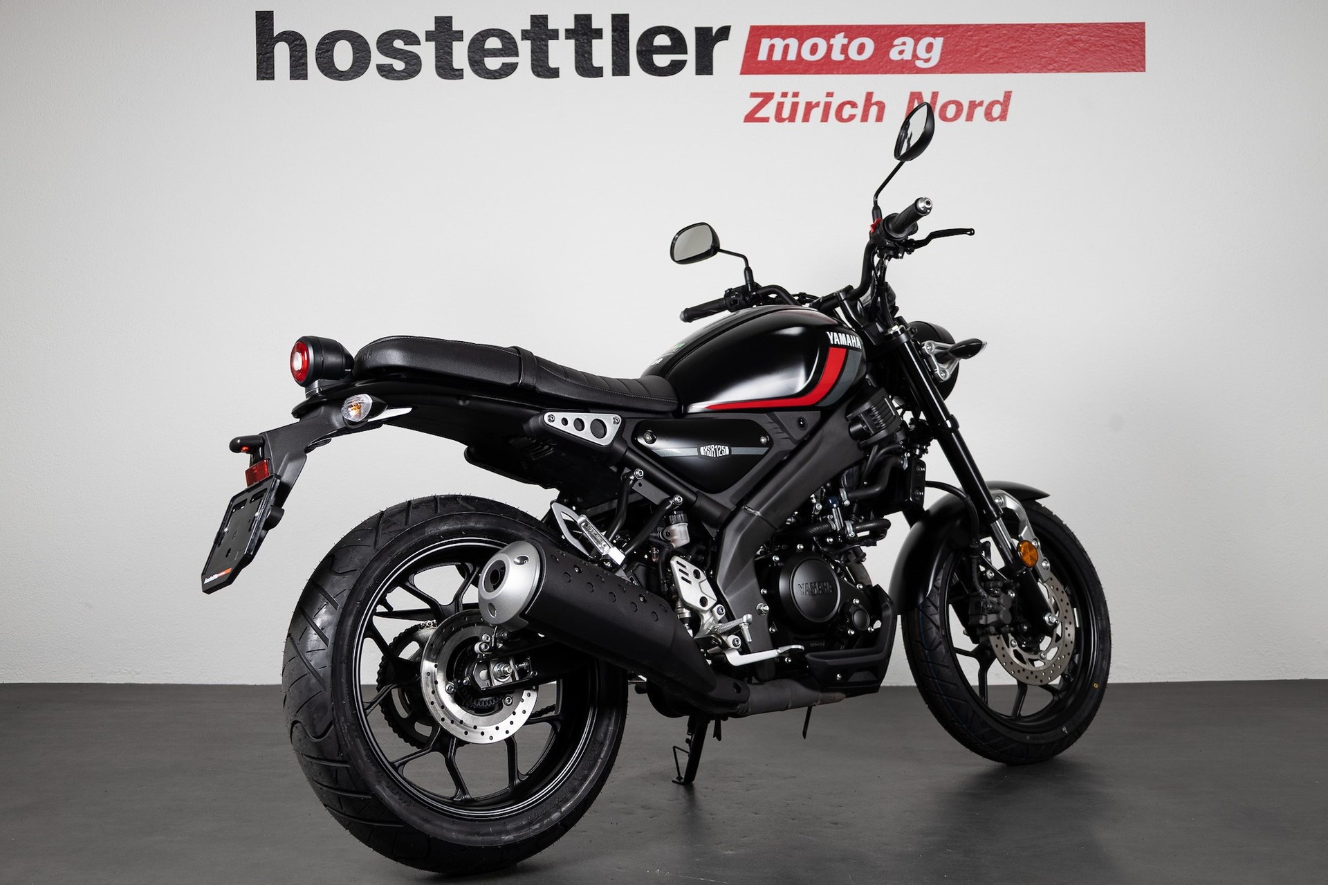 YAMAHA XSR 125-showroom-element-2