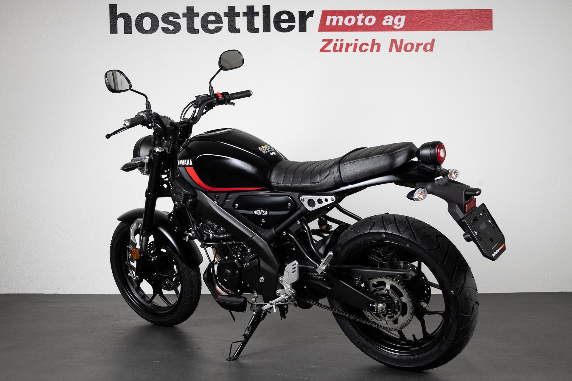 YAMAHA XSR 125-showroom-element-3