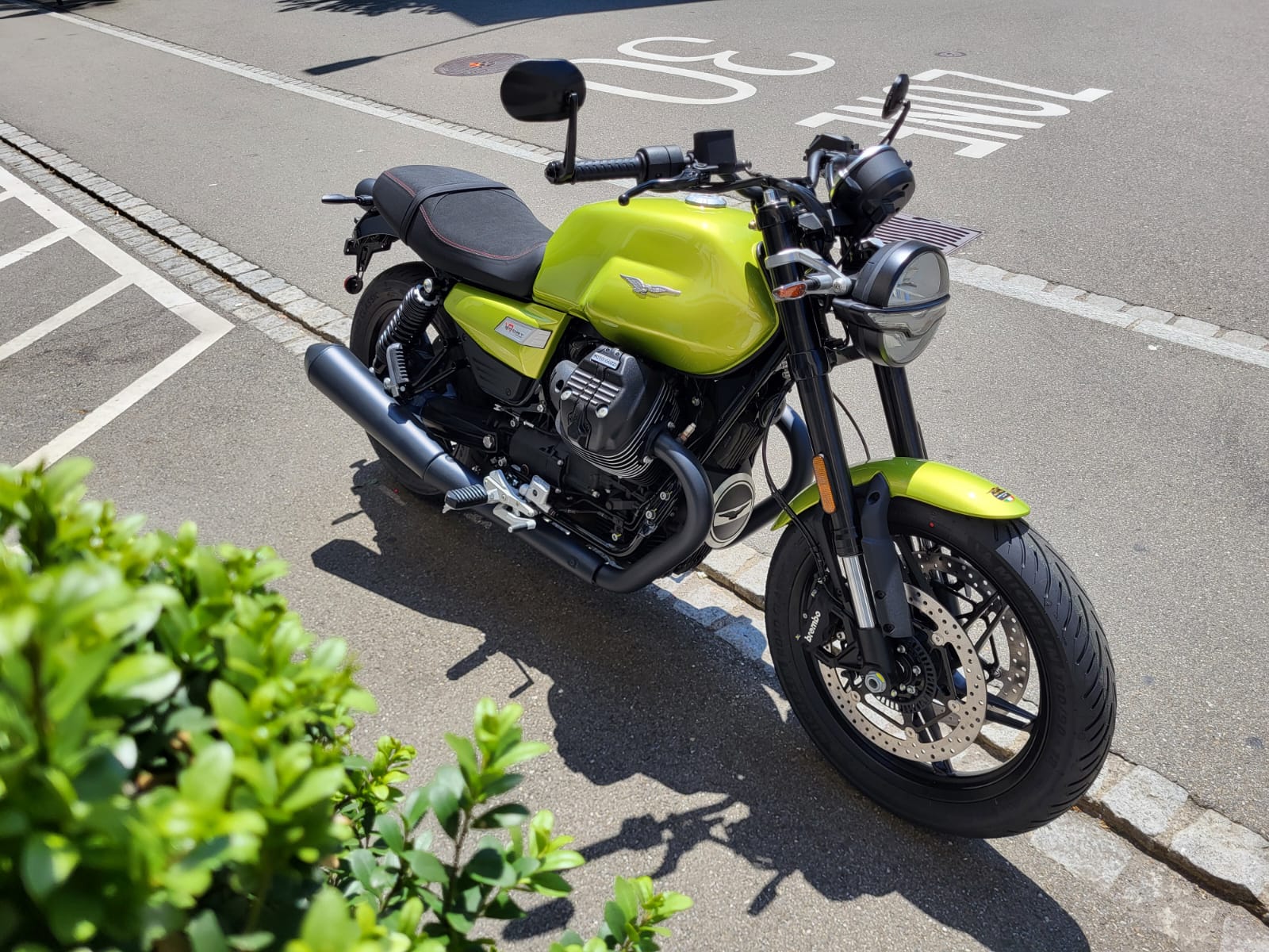 MOTO GUZZI V7 IV 850 Sport E5+-showroom-element-1