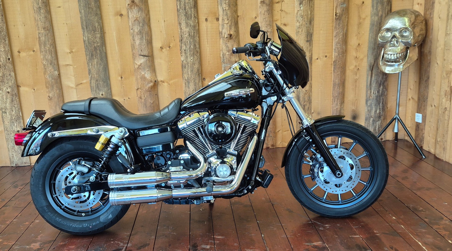 HARLEY-DAVIDSON FXDCI Dyna Super Glide Custom