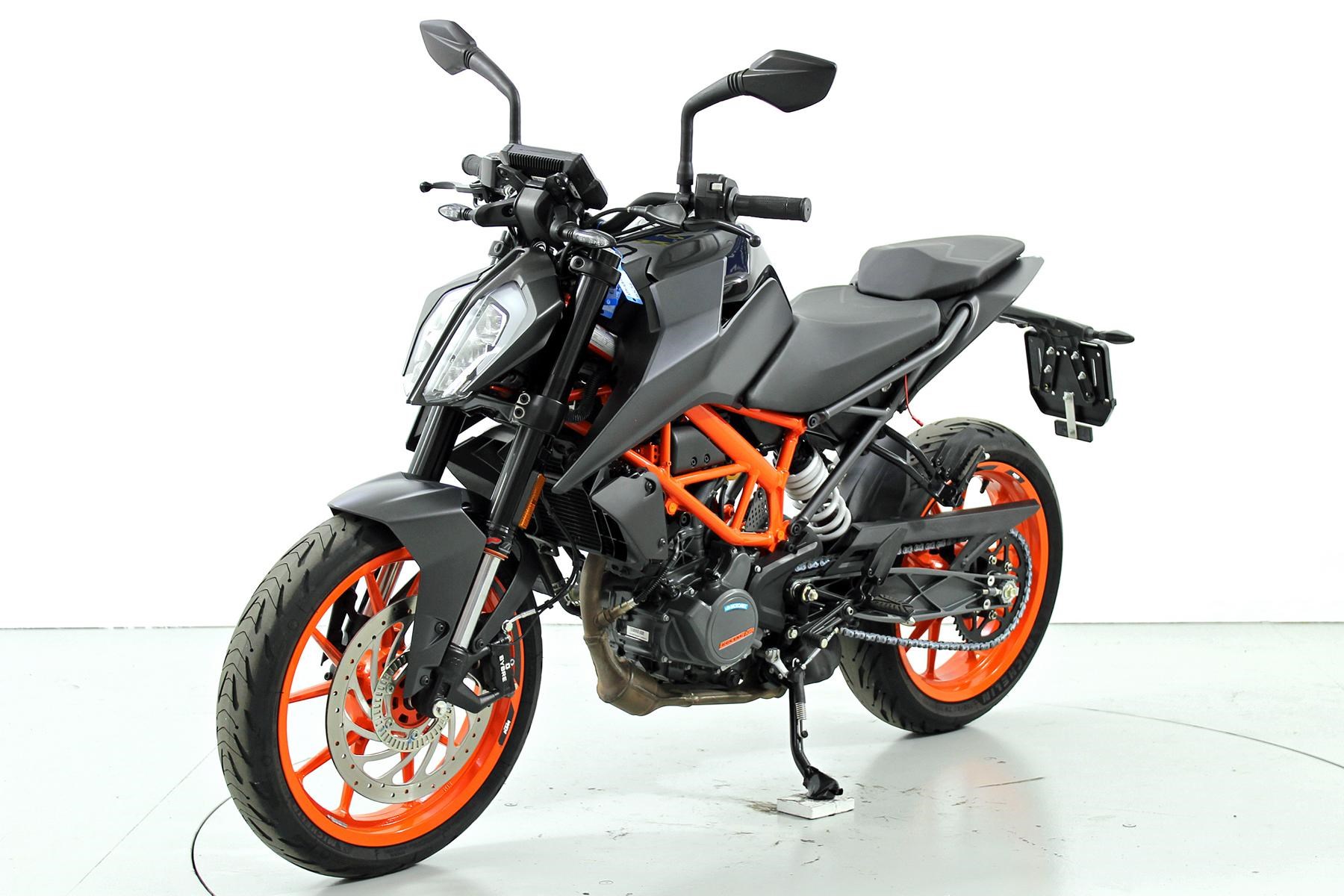 KTM Duke 125-showroom-element-2
