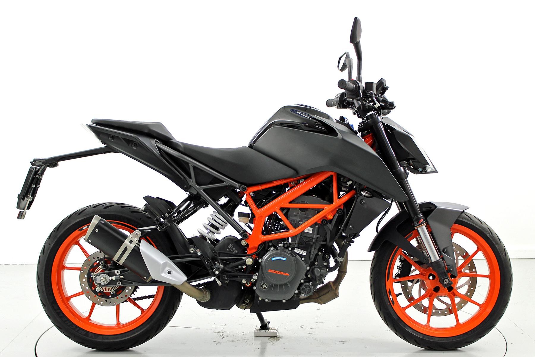 KTM Duke 125-showroom-element-3
