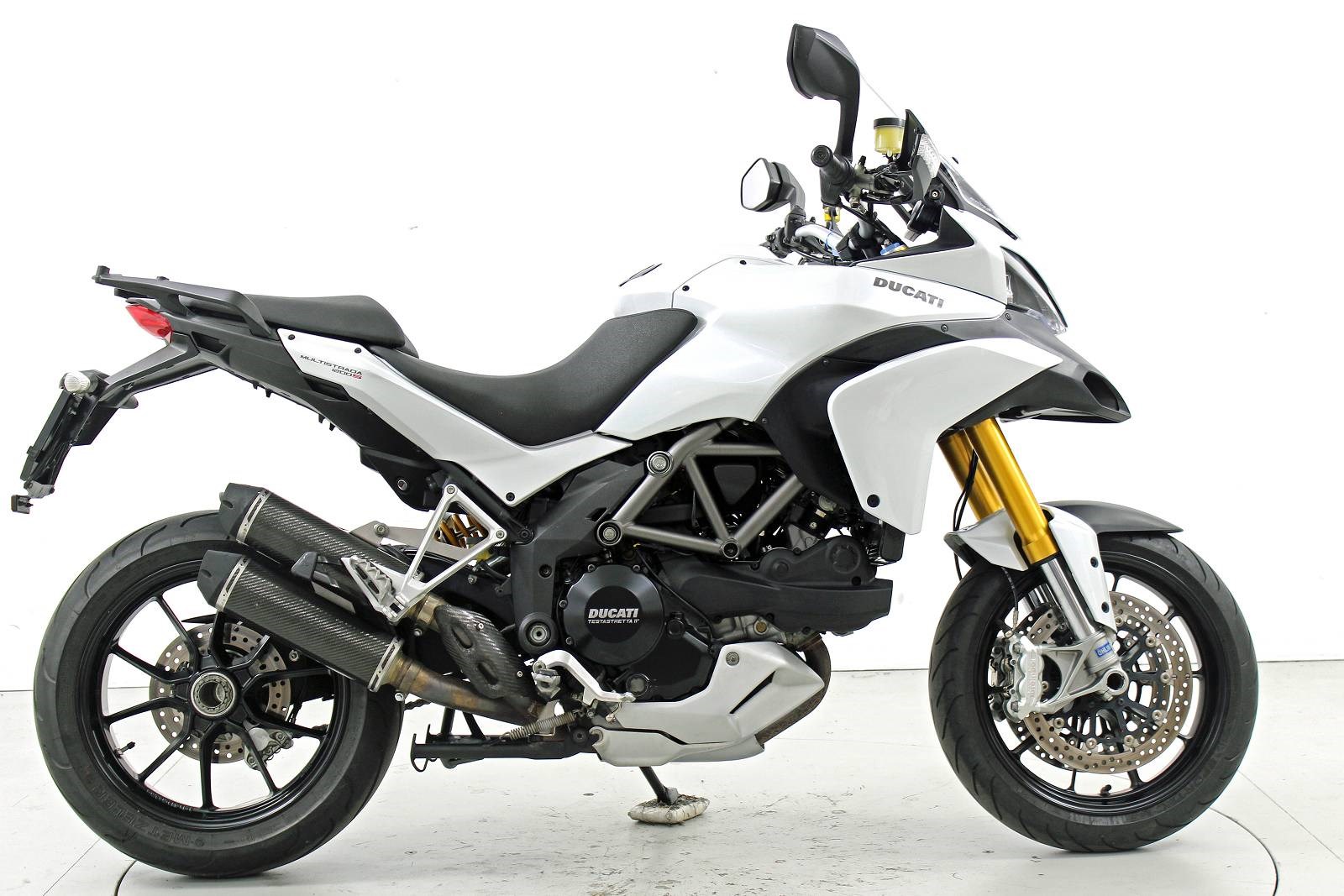 DUCATI Multistrada 1200 S-showroom-element-3