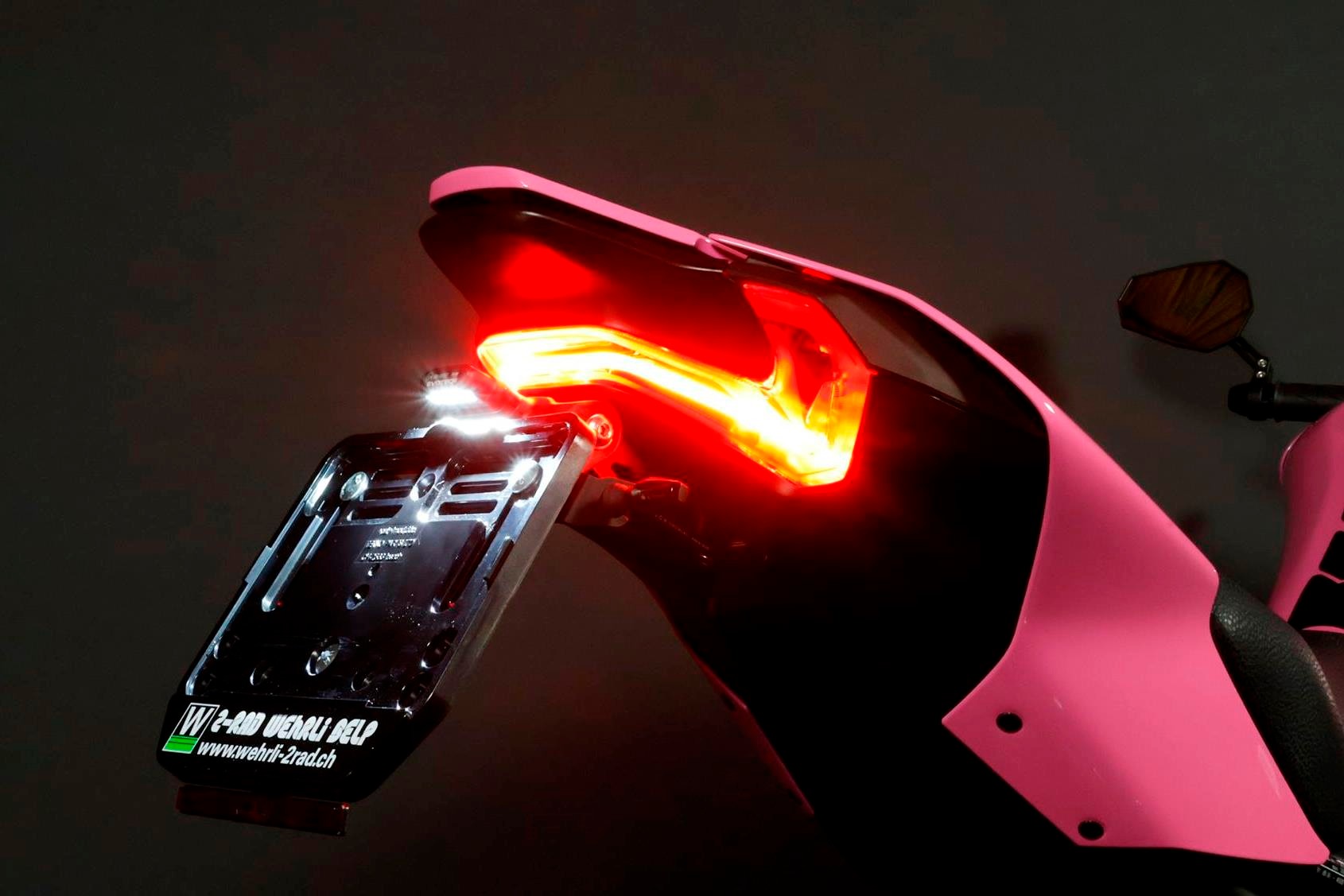 KAWASAKI Z 900 (91/70/35 KW) *Barbie Edition* Level 3-image-7