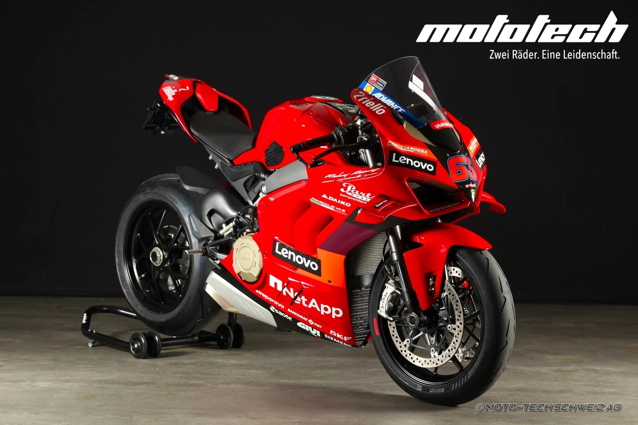 DUCATI Panigale V4