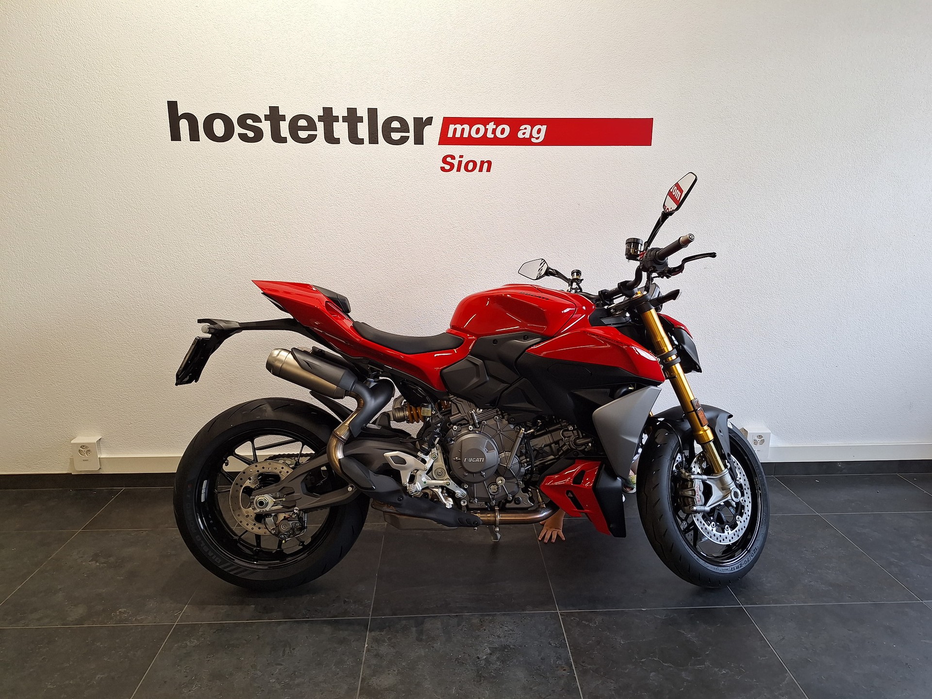 DUCATI Streetfighter V2 S-image-7