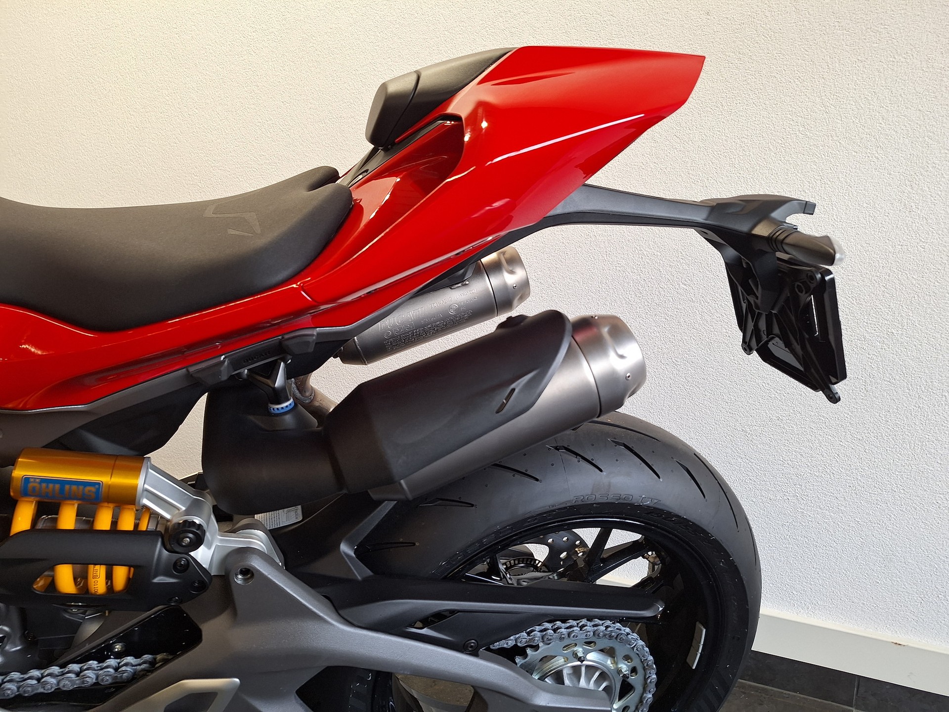 DUCATI Streetfighter V2 S-image-5