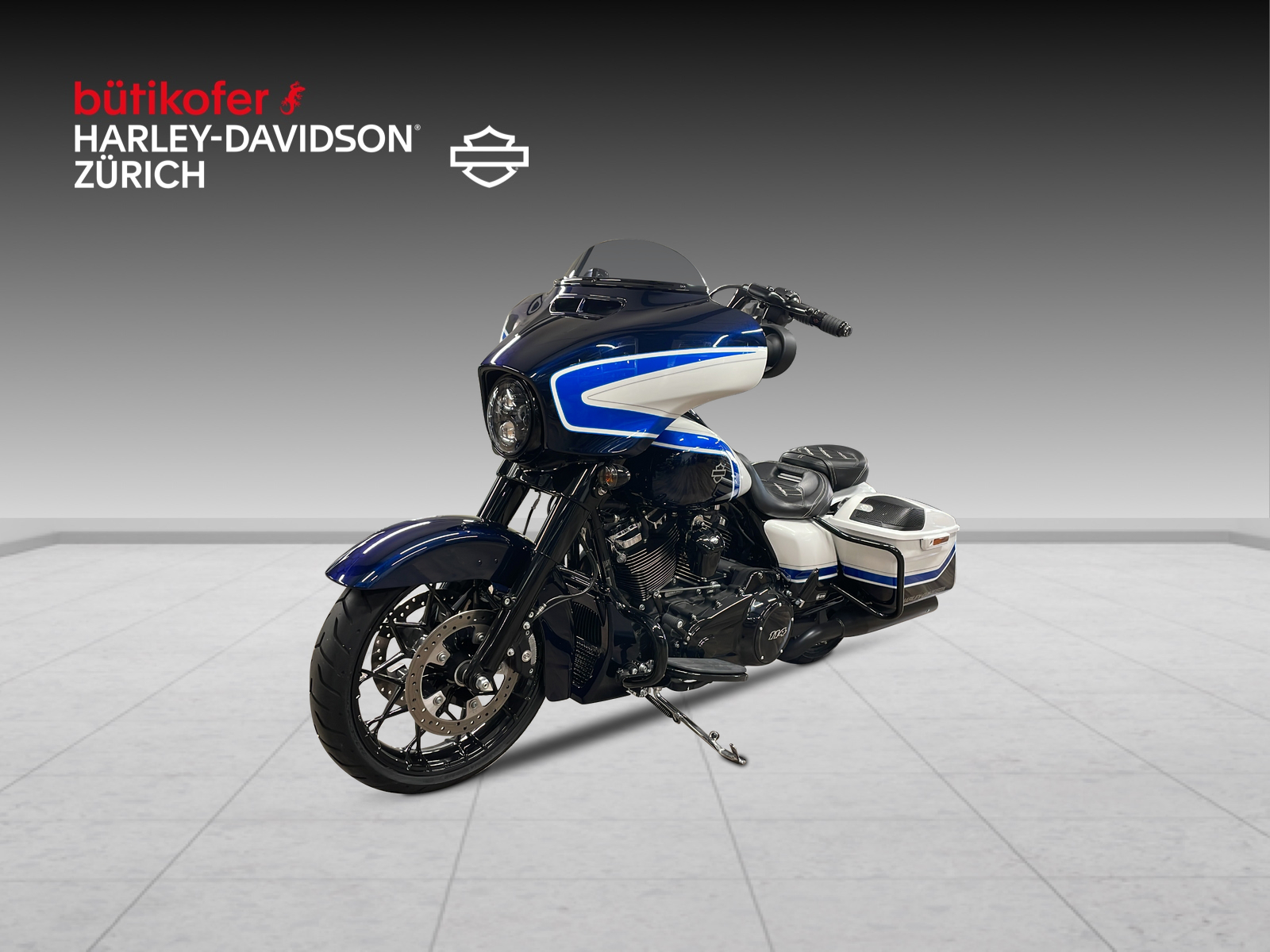 HARLEY-DAVIDSON FLHXS Street Glide Special Black Finish 114-showroom-element-3