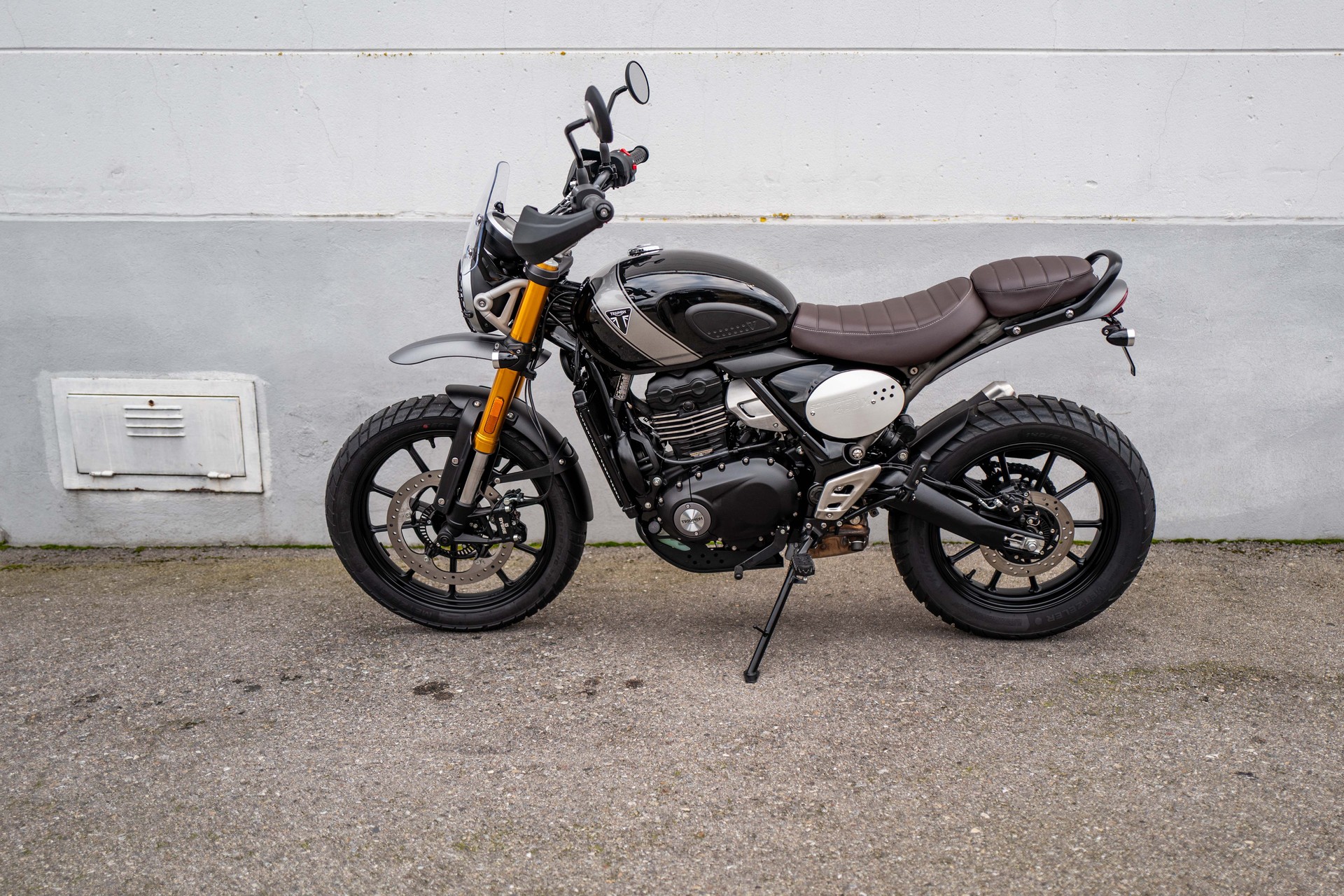 TRIUMPH Speed 400  X-image-4