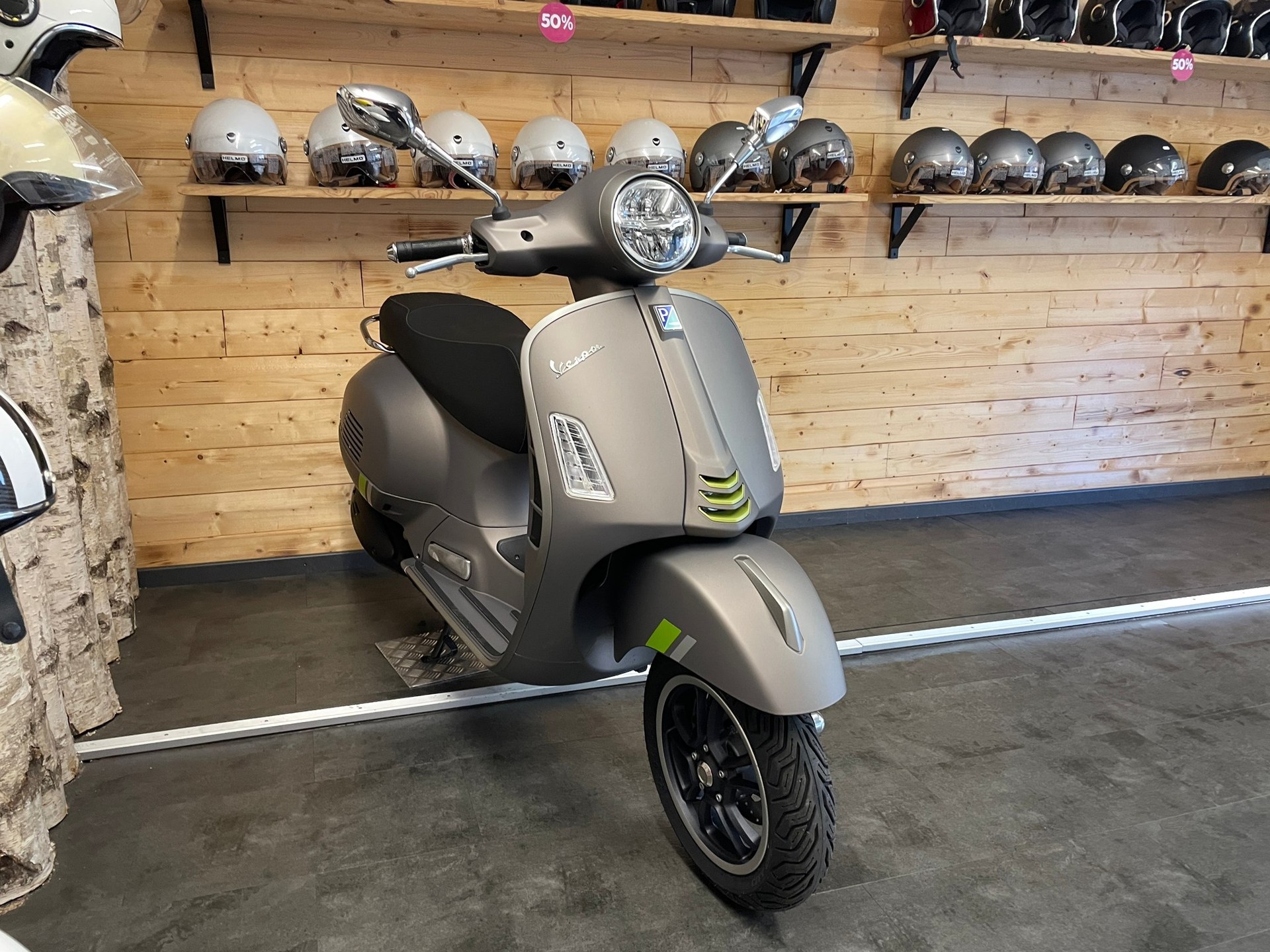 PIAGGIO PIAGGIO Vespa GTS 300 Super Tech E5-showroom-element-2