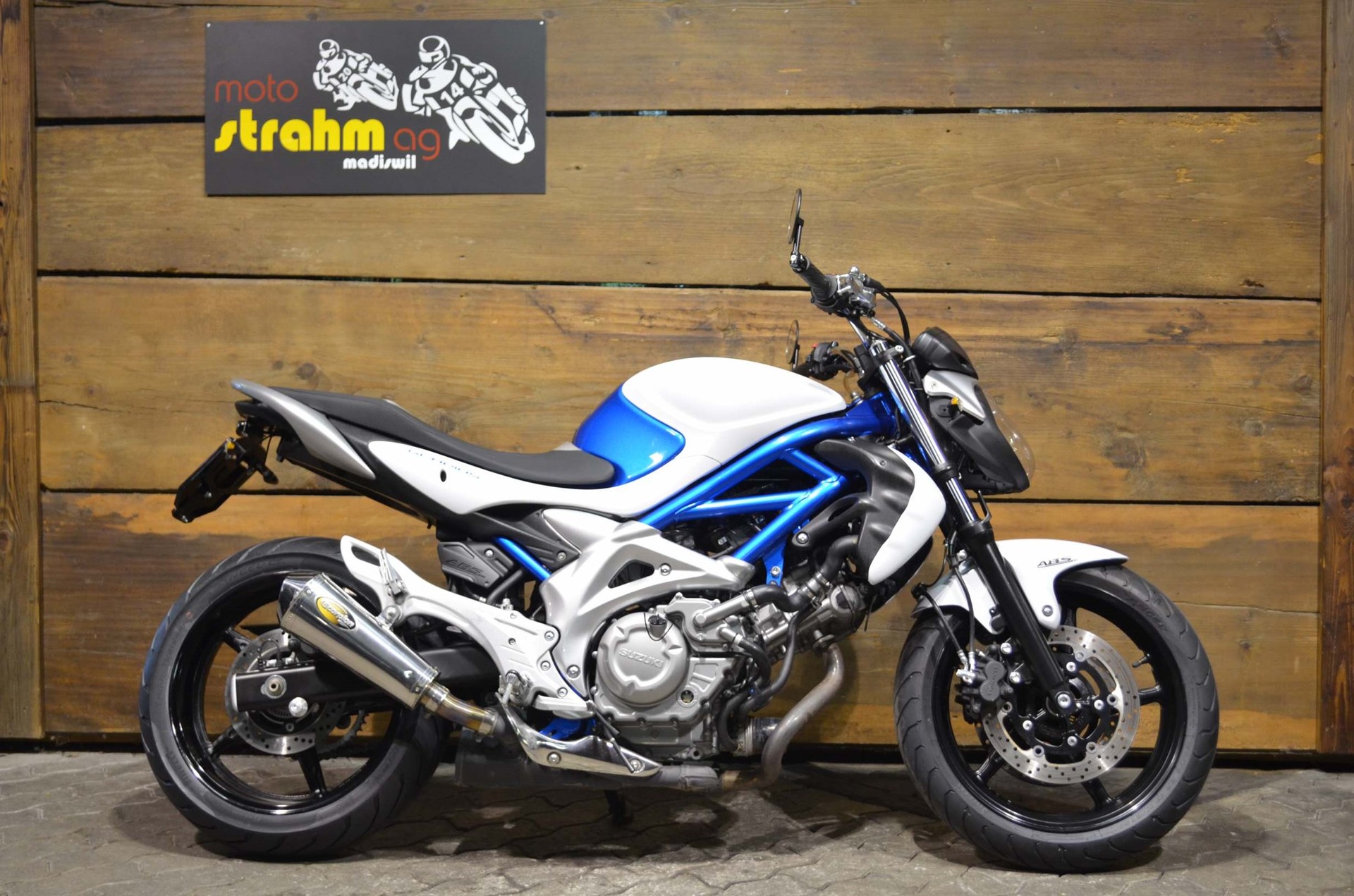 SUZUKI SFV 650 A Gladius