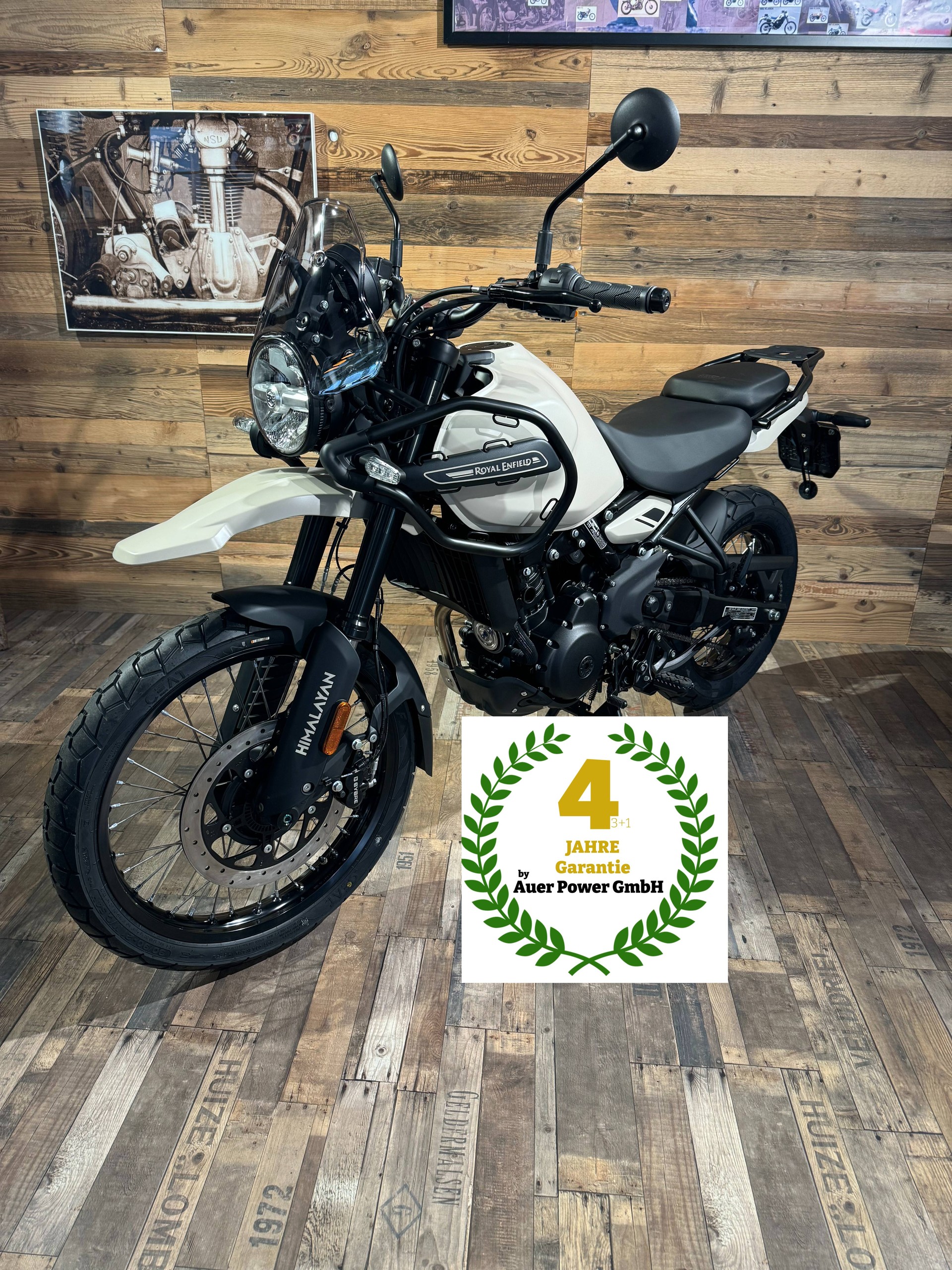 ROYAL ENFIELD HIMALAYAN 452