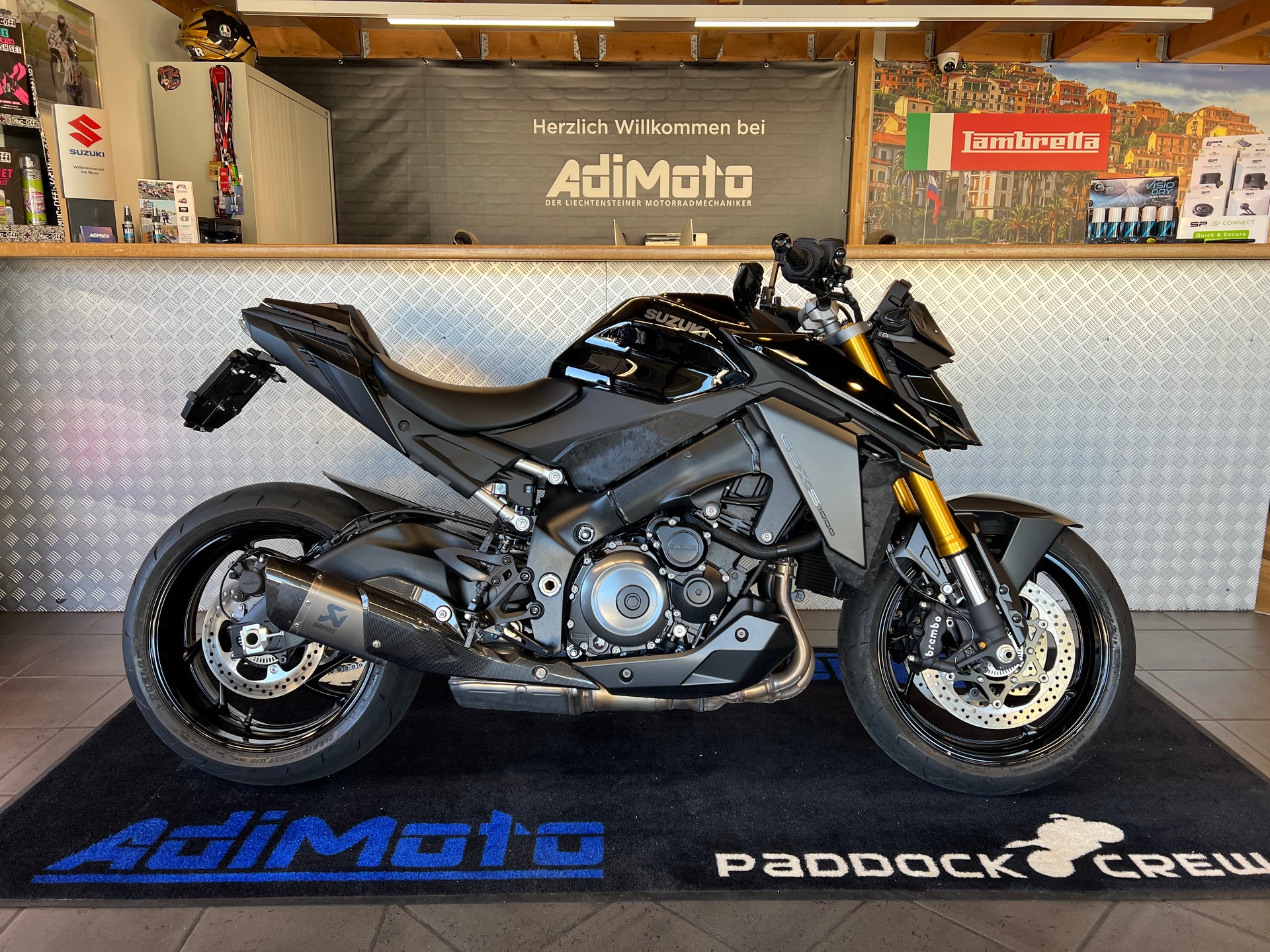 SUZUKI GSX-S 1000