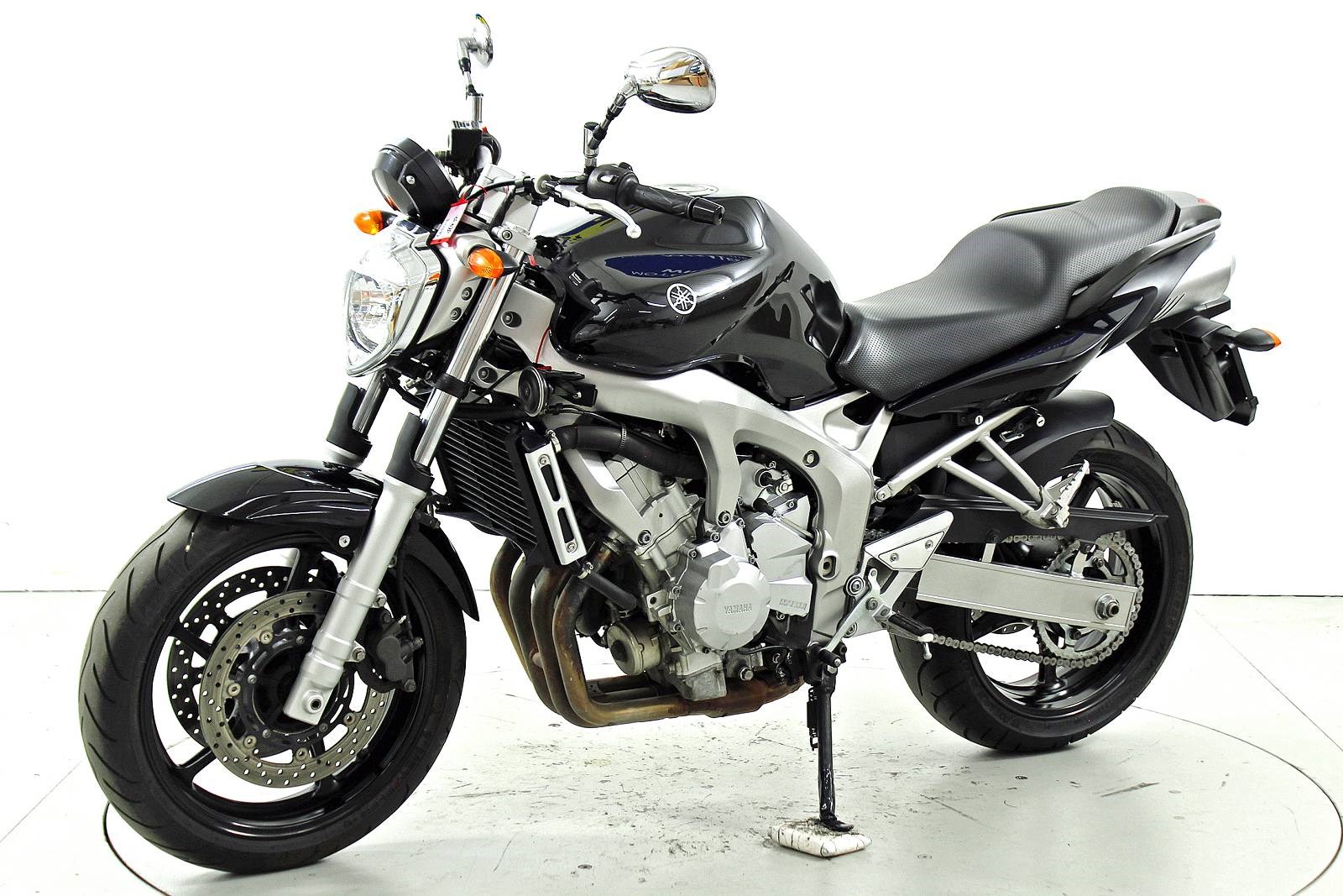YAMAHA FZ6 N-showroom-element-2