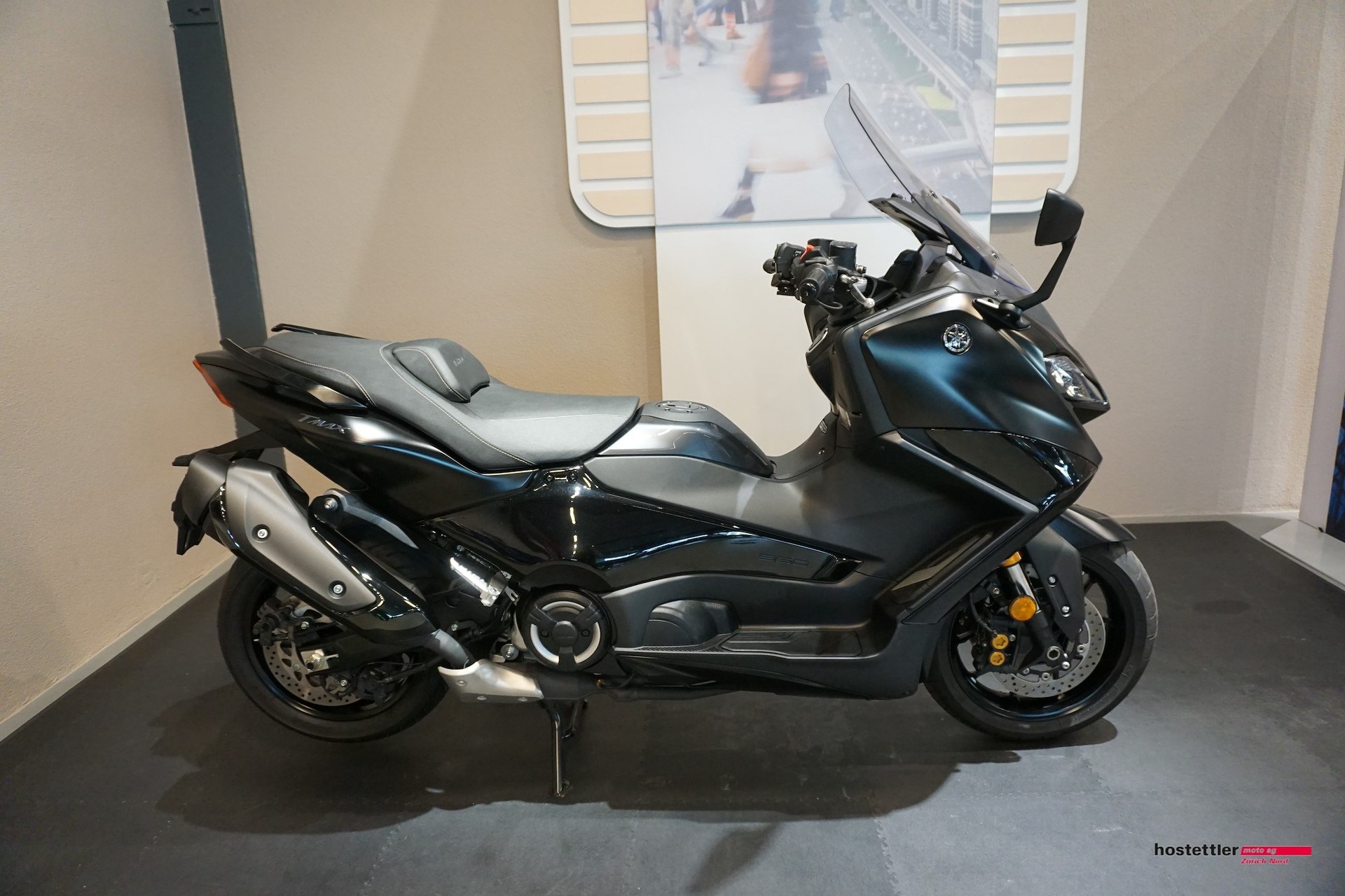 YAMAHA T-MAX XP Tech MAX-showroom-element-1