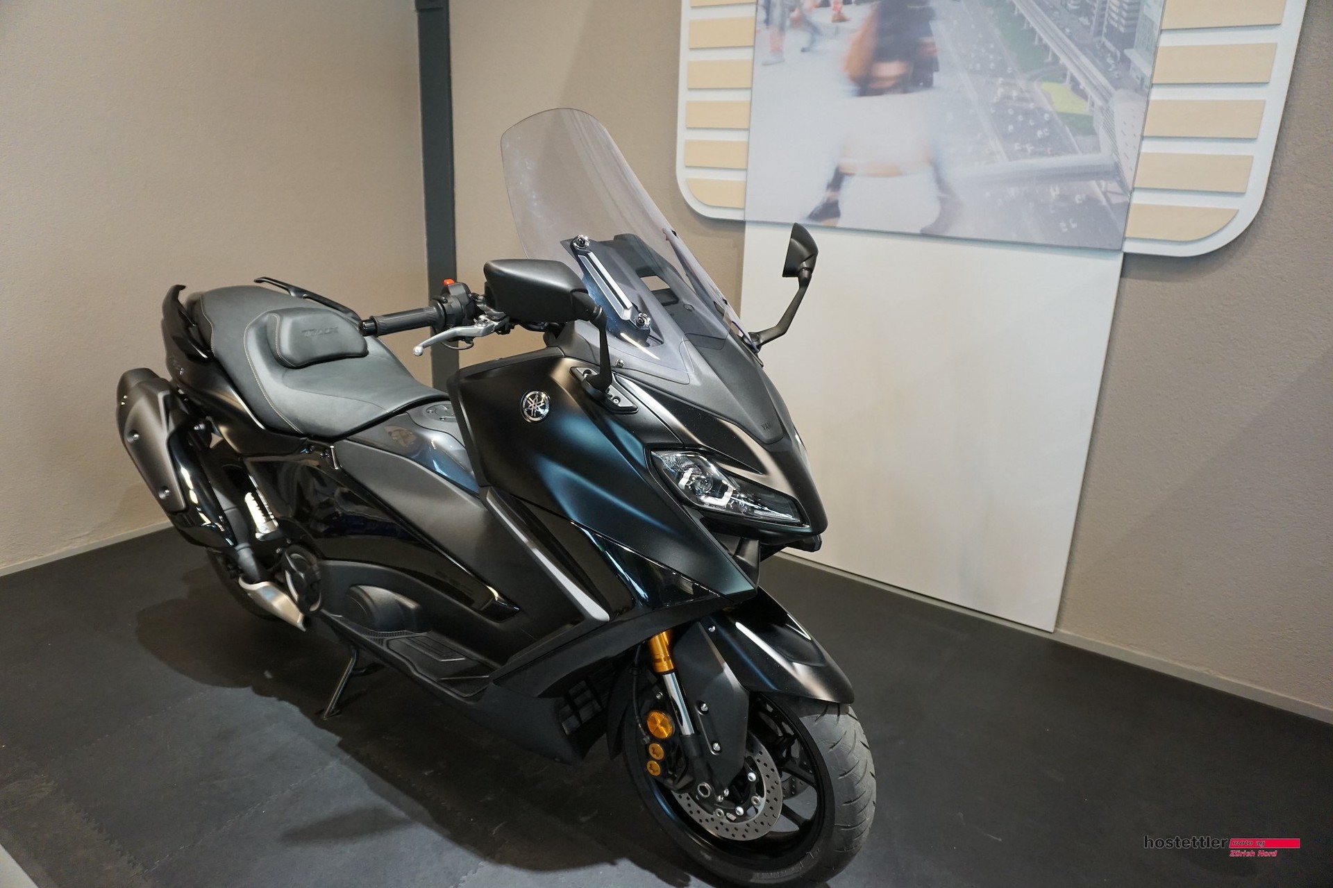 YAMAHA T-MAX XP Tech MAX-showroom-element-2