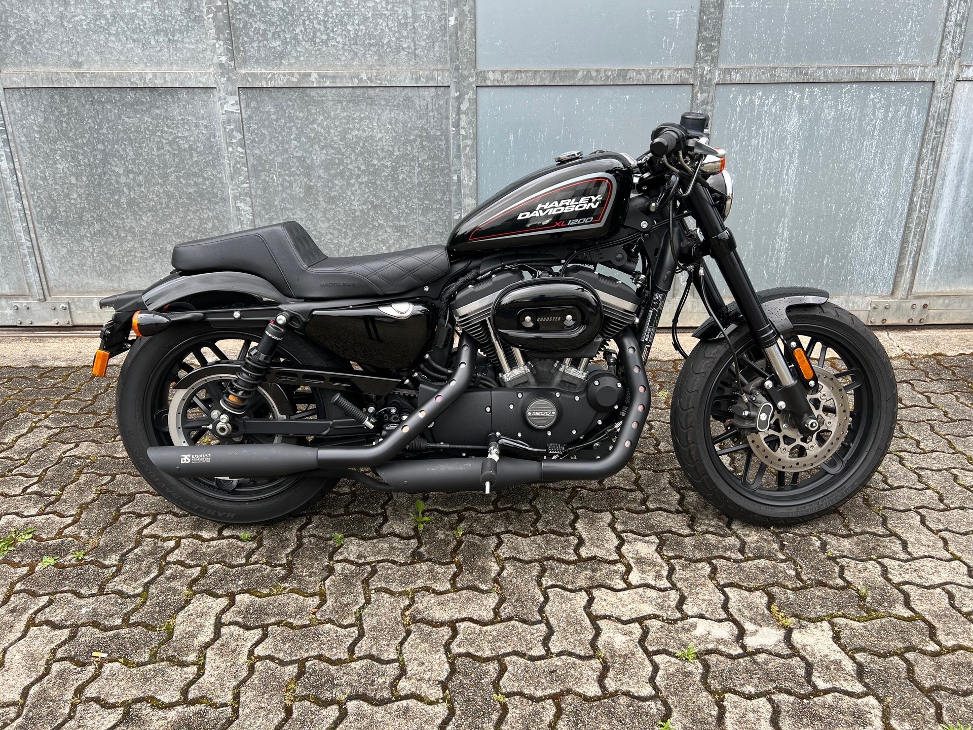 HARLEY-DAVIDSON XL 1200 CX Sportster Roadster ABS