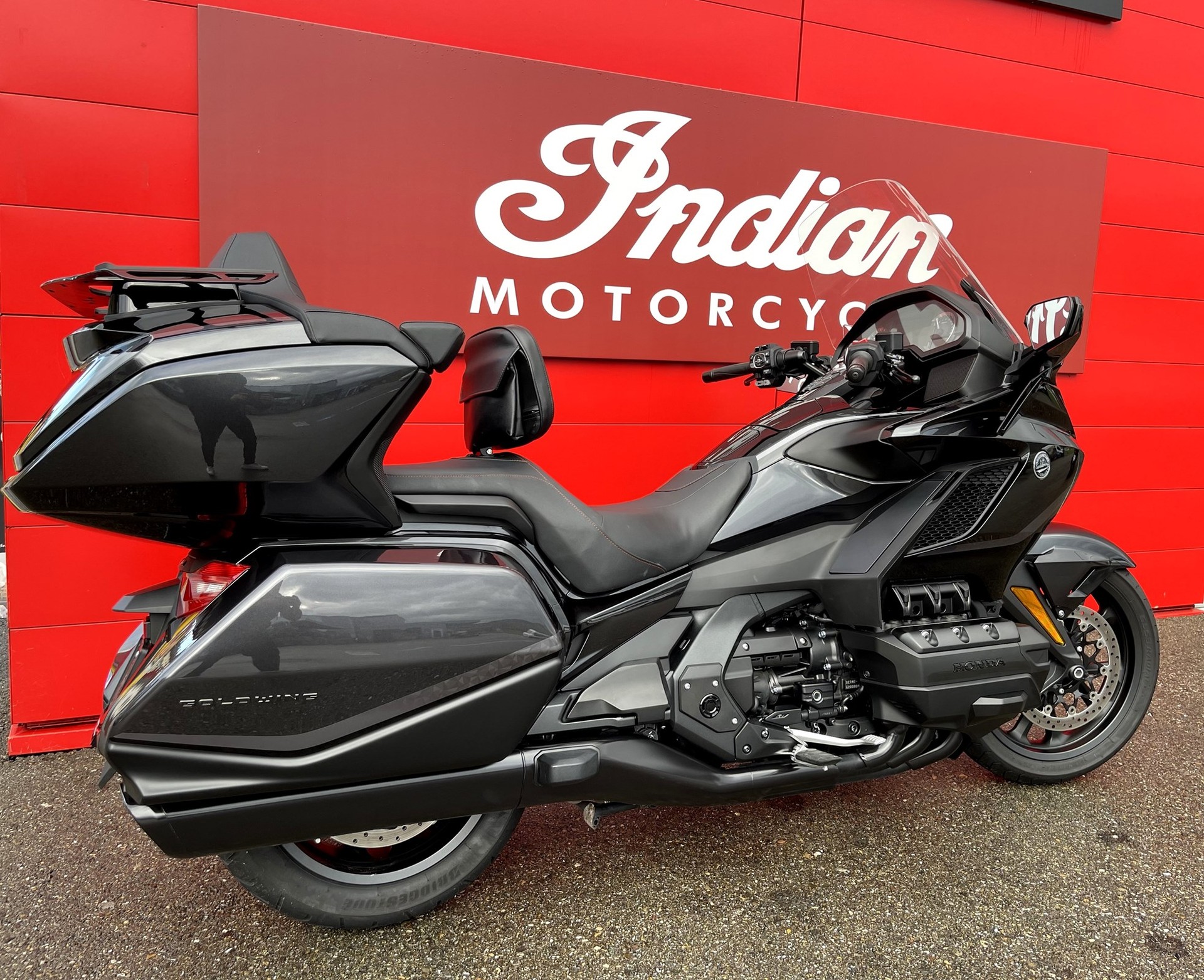 HONDA GL 1800 Goldwing-image-2