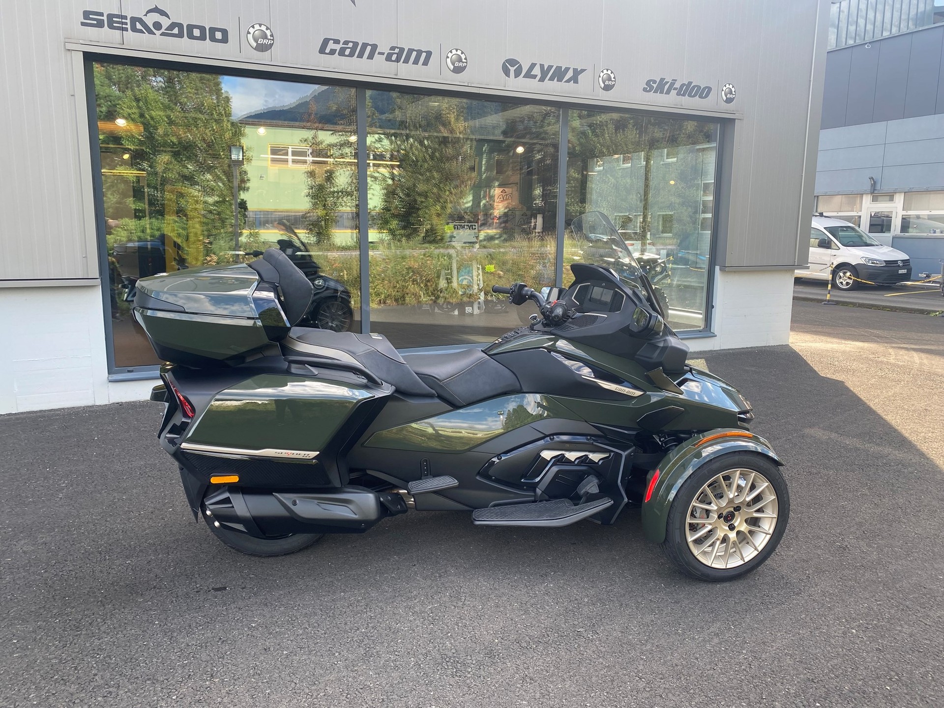 CAN-AM Spyder RT-LTD Sea Sky Edition SE6-image-8