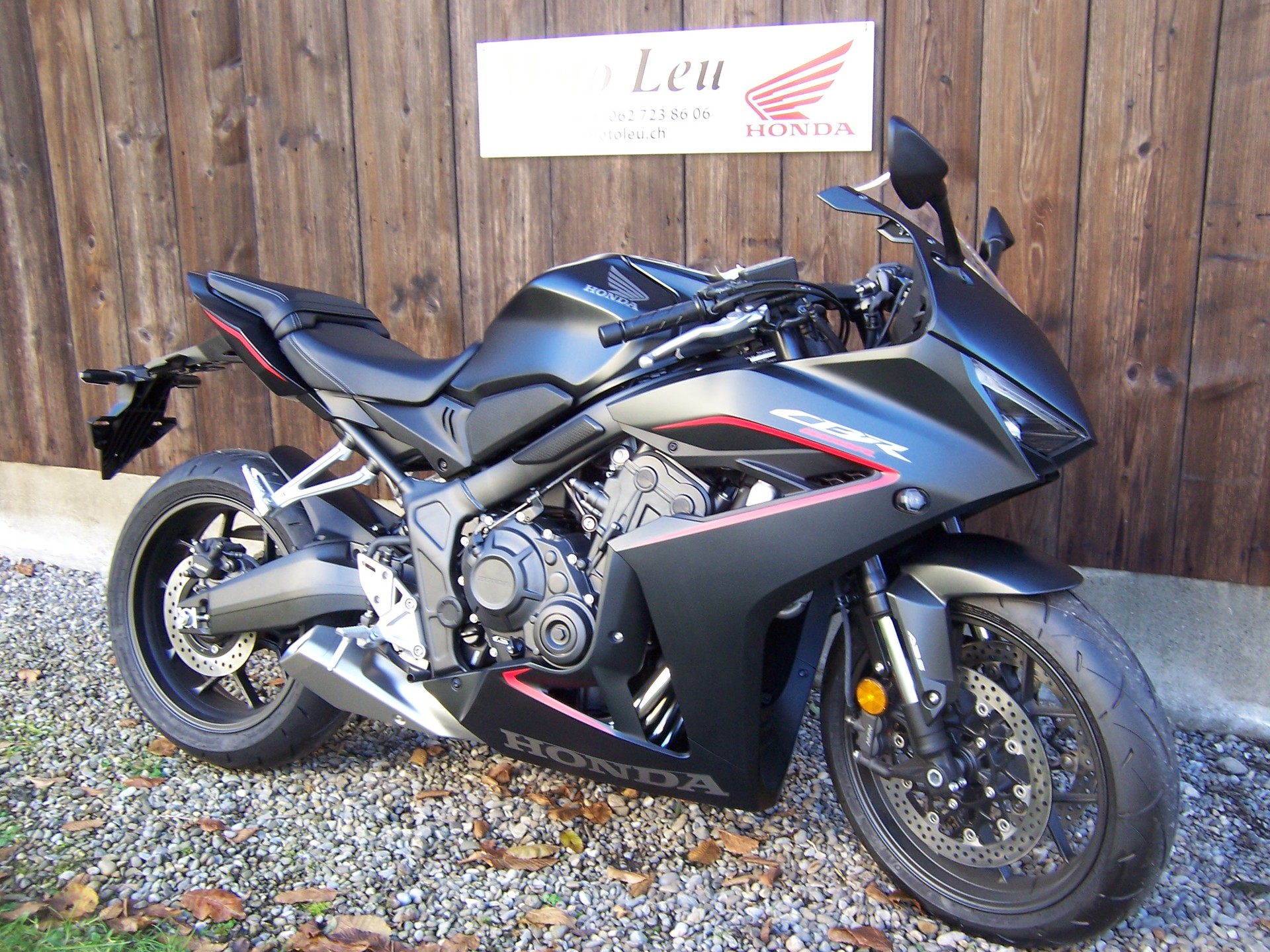 HONDA CBR 650 R-image-2