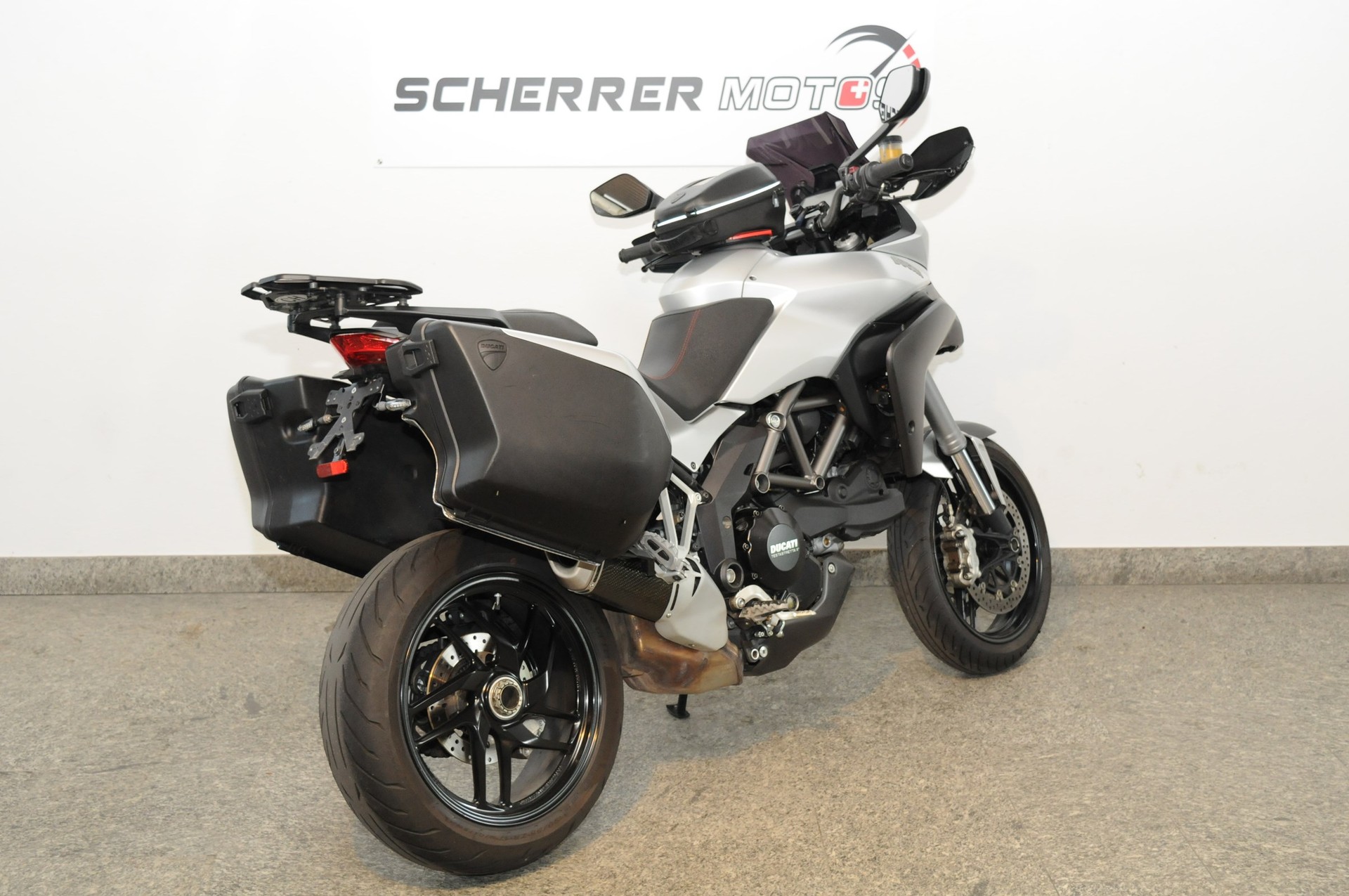 DUCATI Multistrada 1200 S ABS-showroom-element-2