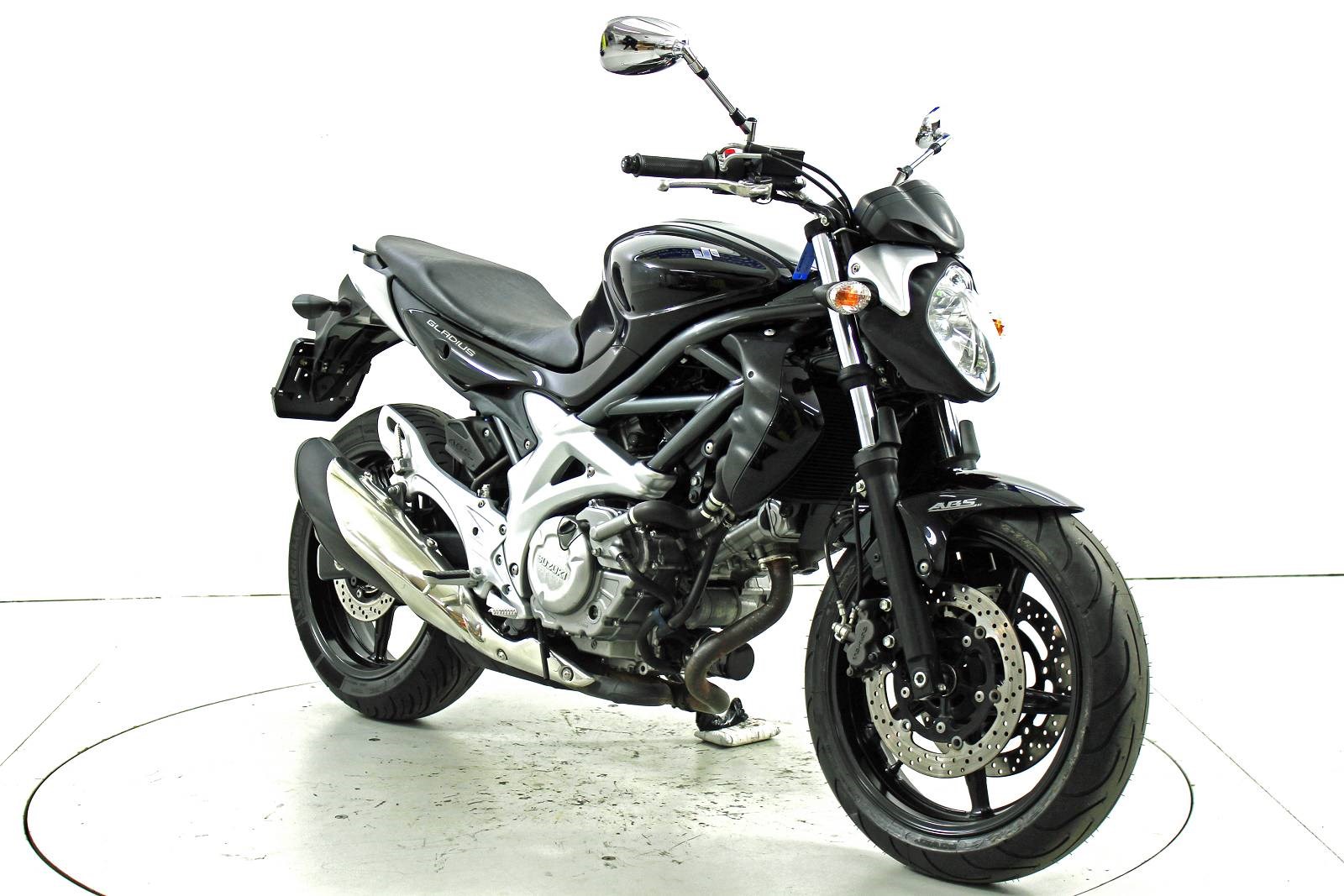 SUZUKI SFV 650 ABS Gladius-showroom-element-1