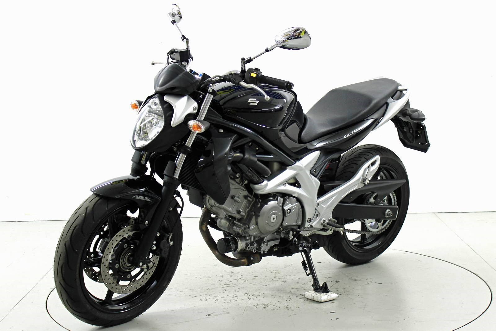 SUZUKI SFV 650 ABS Gladius-showroom-element-2