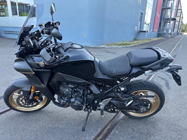 YAMAHA Tracer 9 GT-showroom-element-2